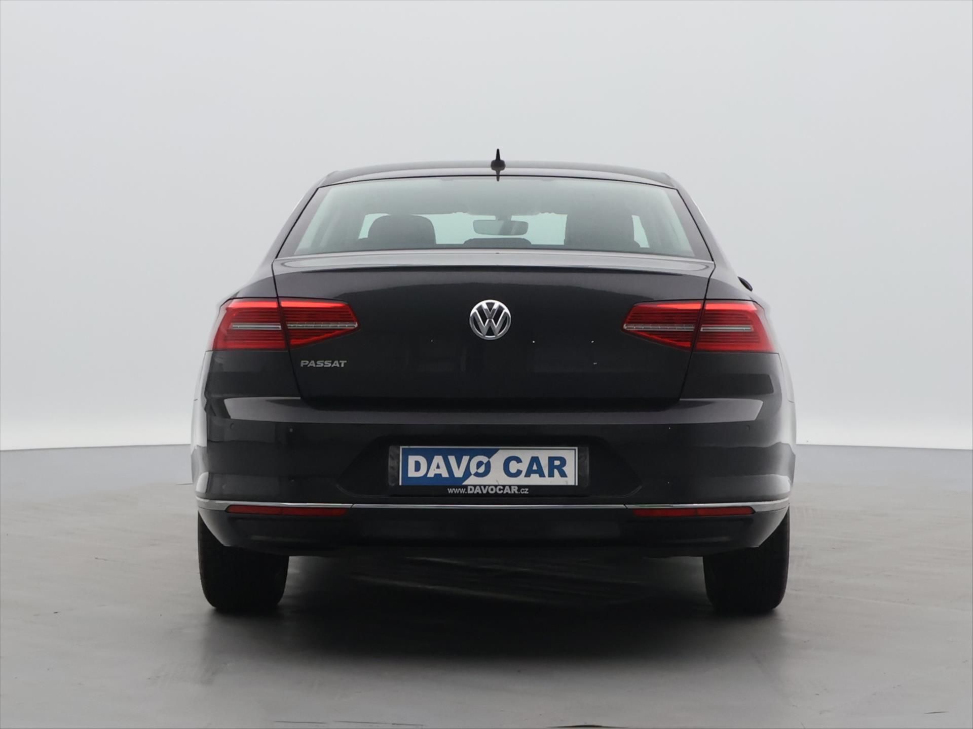 Volkswagen Passat, 2.0 TDI 110kW Highline CZ - fotka 6