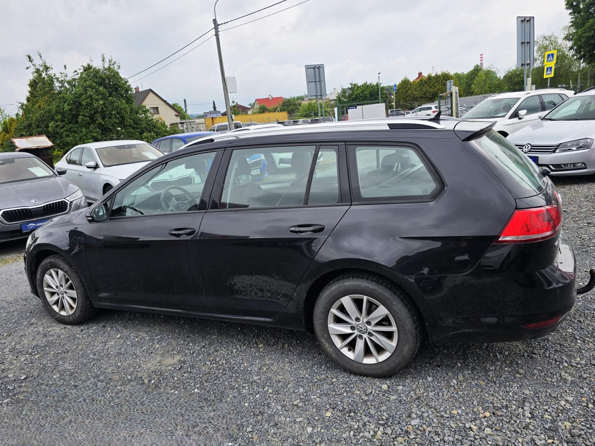 Volkswagen Golf Variant, 1.6TDI 77KW 4MOTION COMFORT ČR - fotka 3