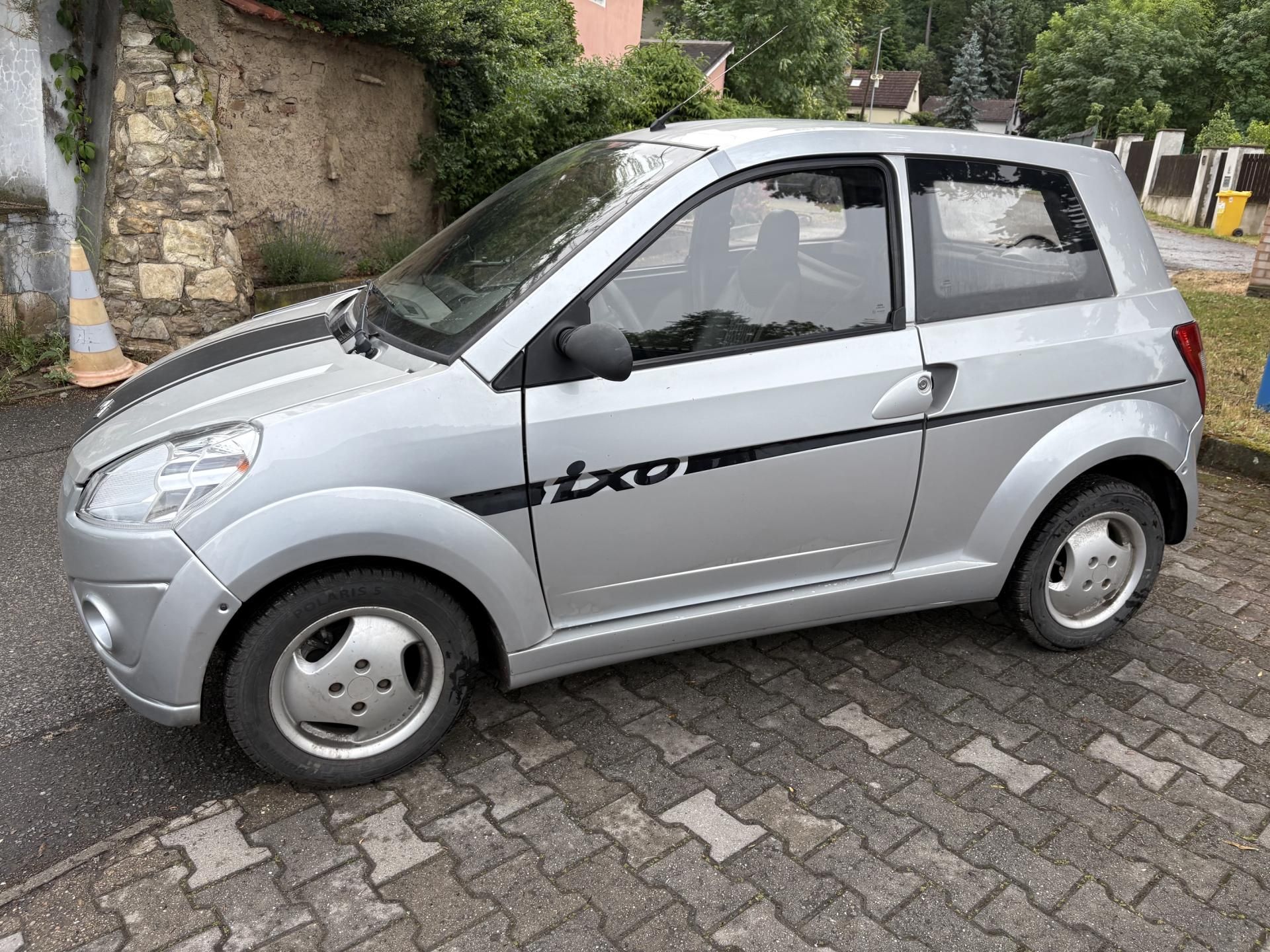 Ligier JS 50, IXO - fotka 3