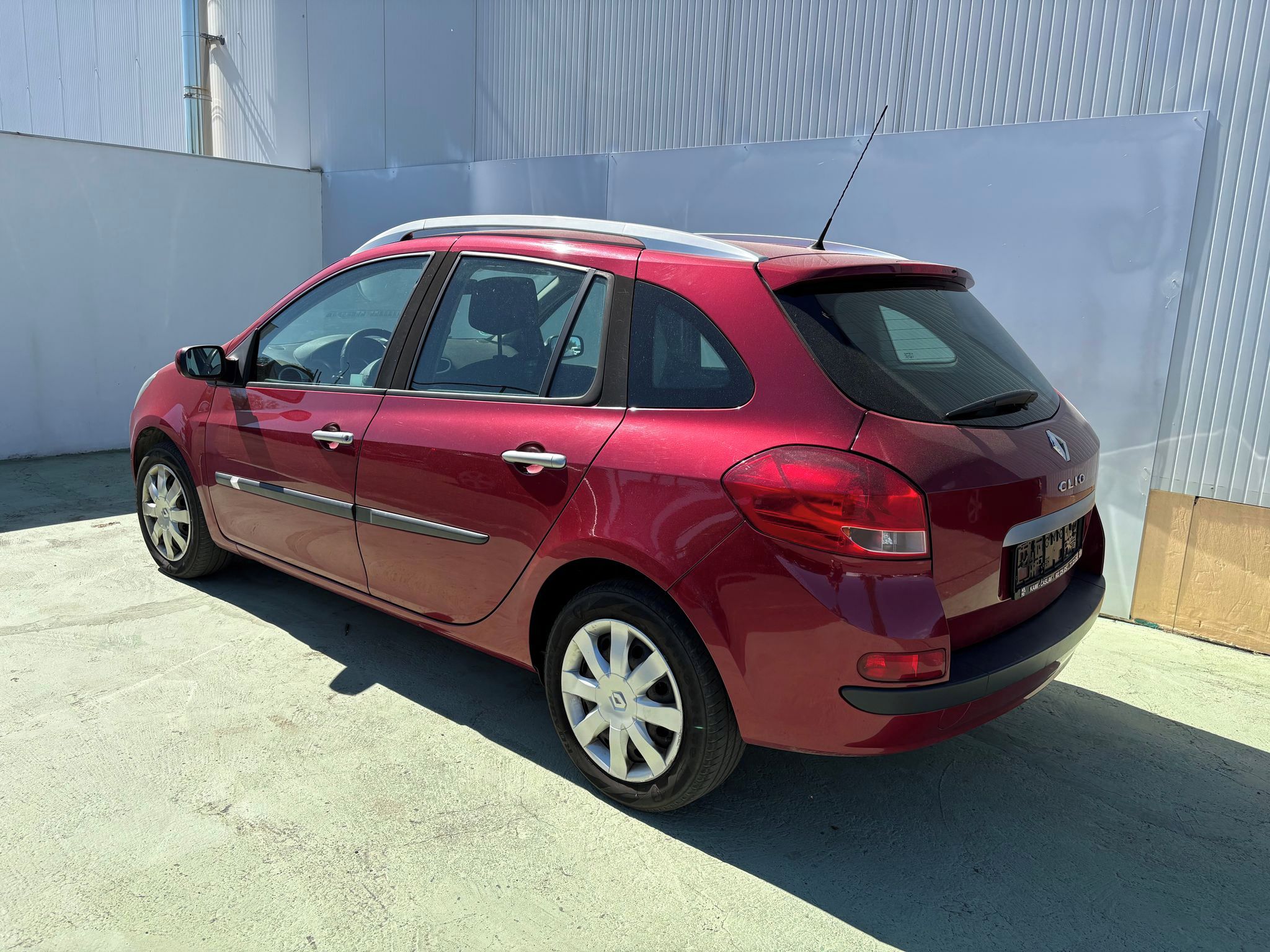 Renault Clio, 1.5 dCi, 63kW, Klima - fotka 4