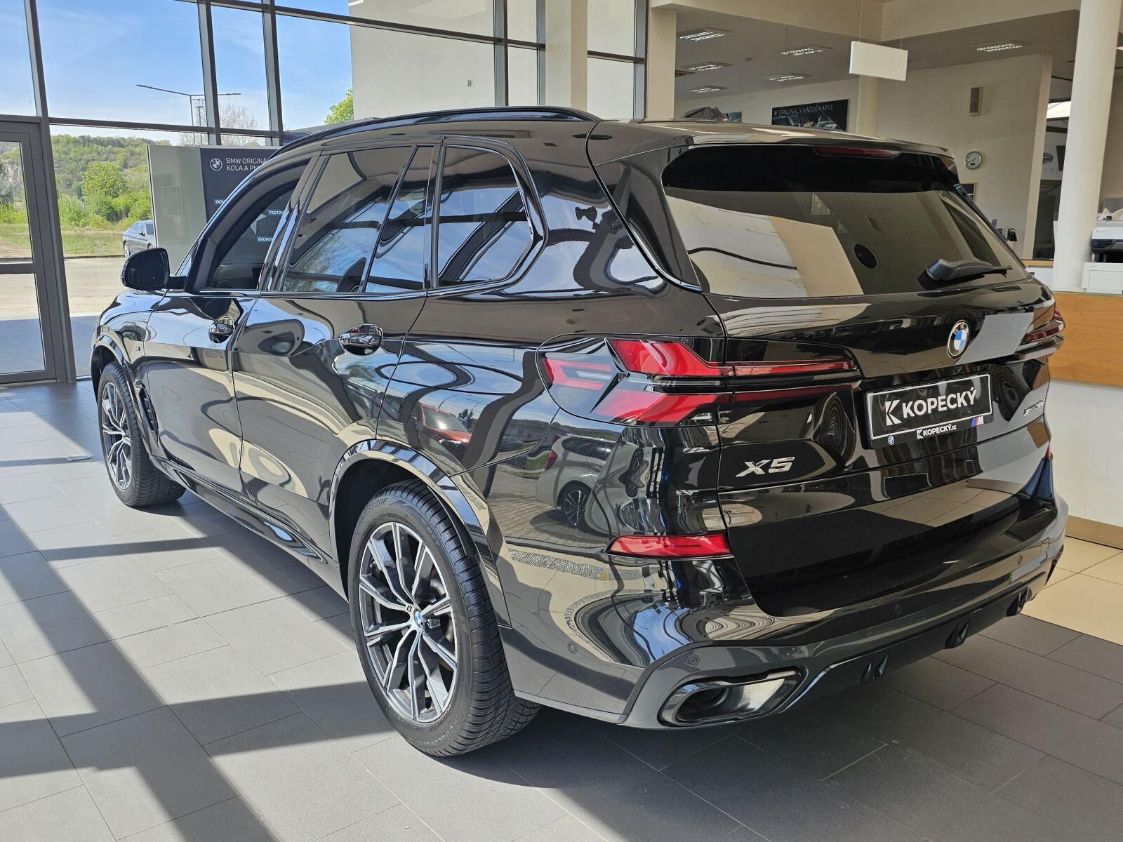 BMW X5, xDrive 30d - fotka 5