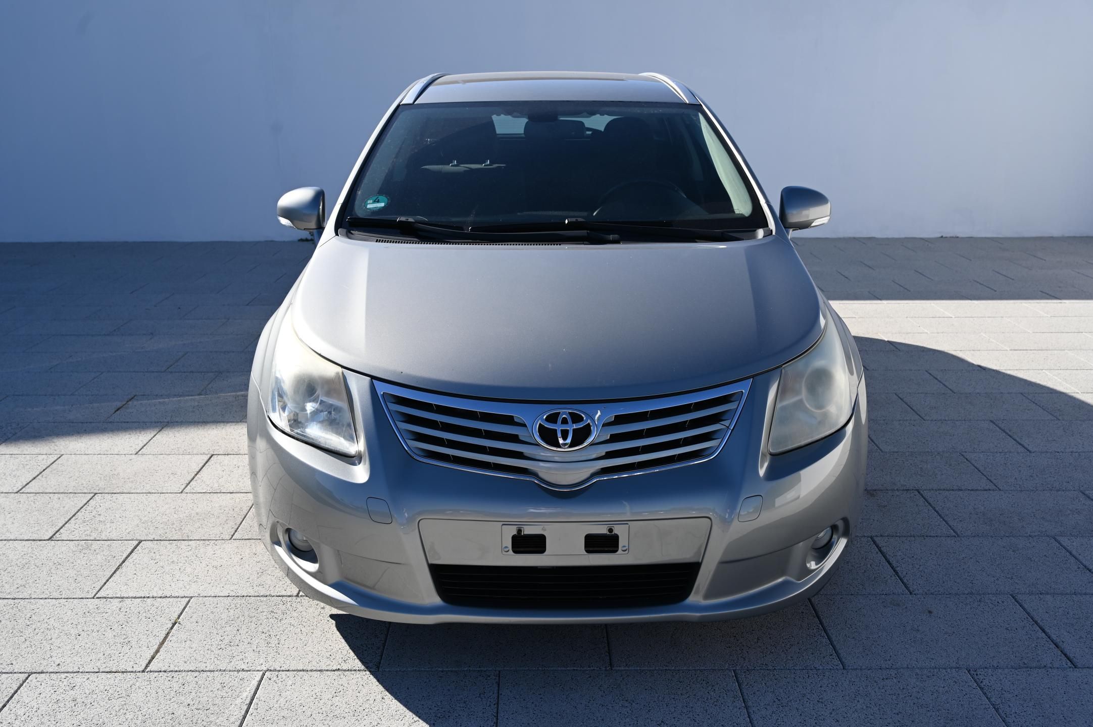 Toyota Avensis, 1.8  108KW Kombi Sol 10/2009 - fotka 2