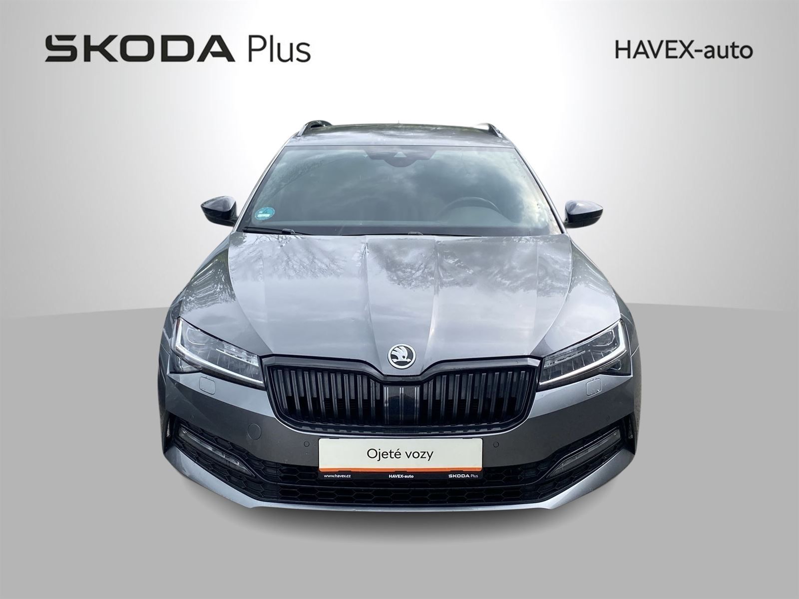 Škoda Superb, Combi 2.0 TDI DSG Sportline - fotka 4