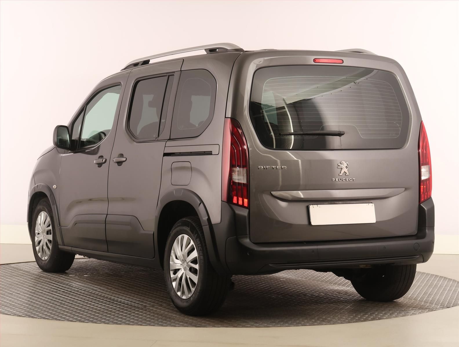Peugeot Rifter, 1.2 PureTech, Active, 7Míst - fotka 4