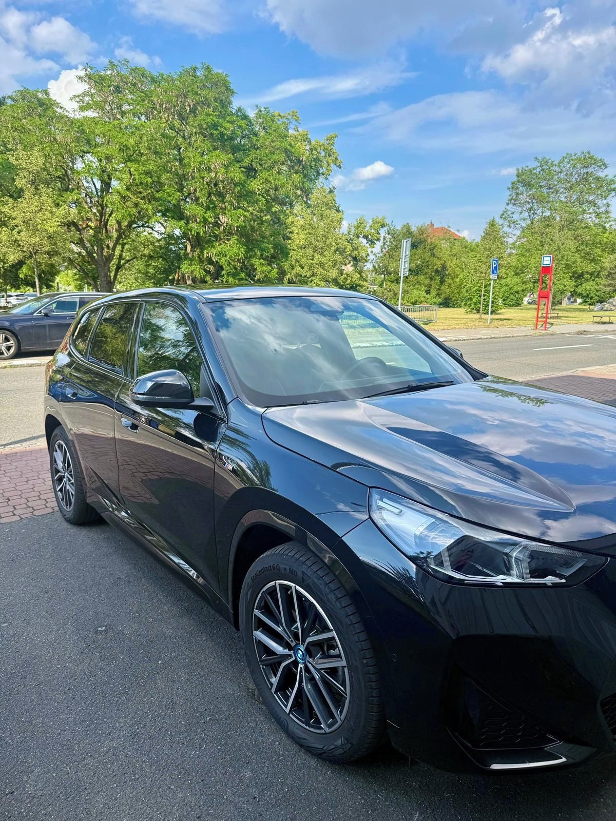 BMW iX1, eDrive 20, M-sport, M-paket - fotka 4