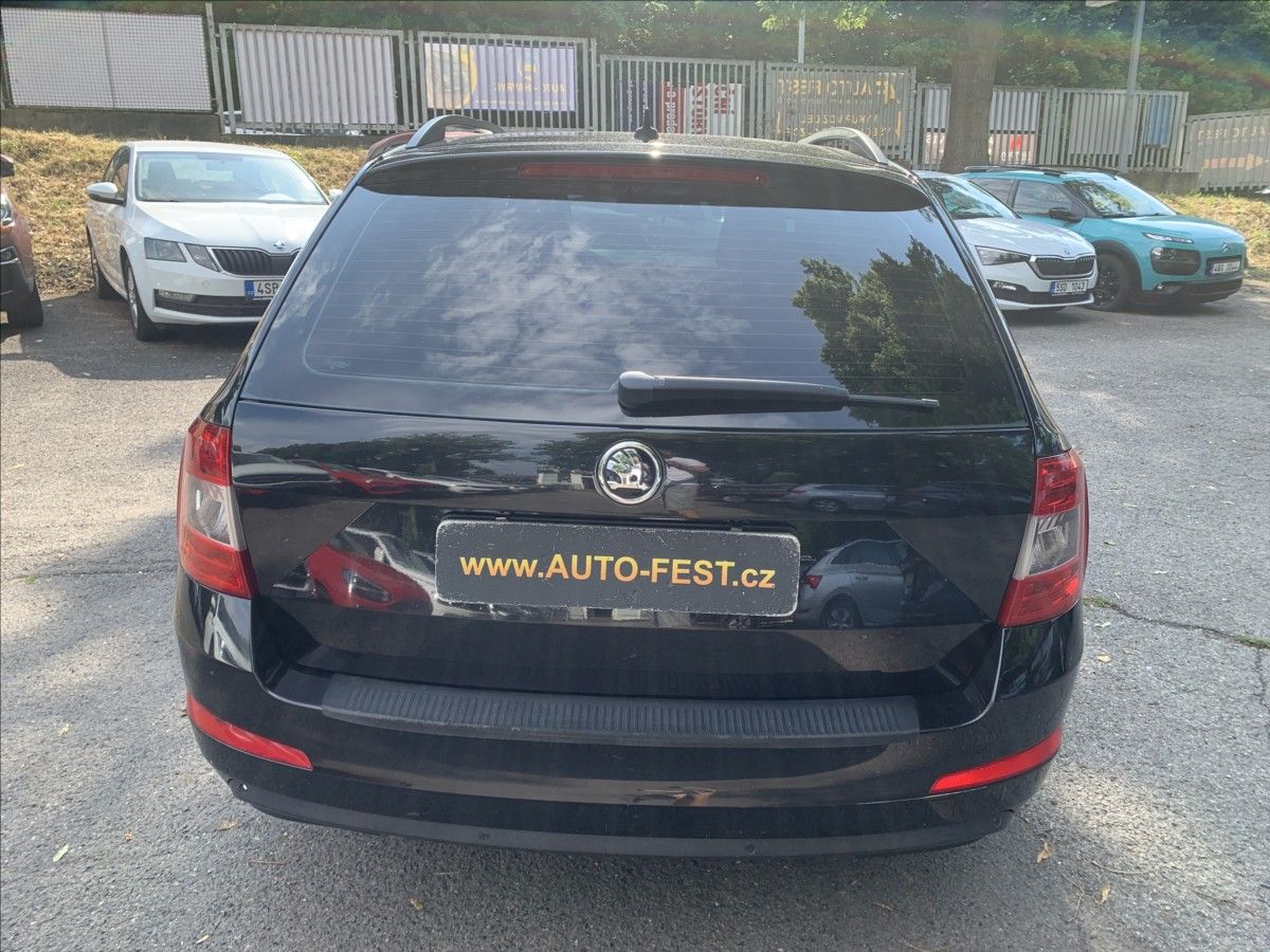 Škoda Octavia, 2,0 TDI DSG - fotka 6