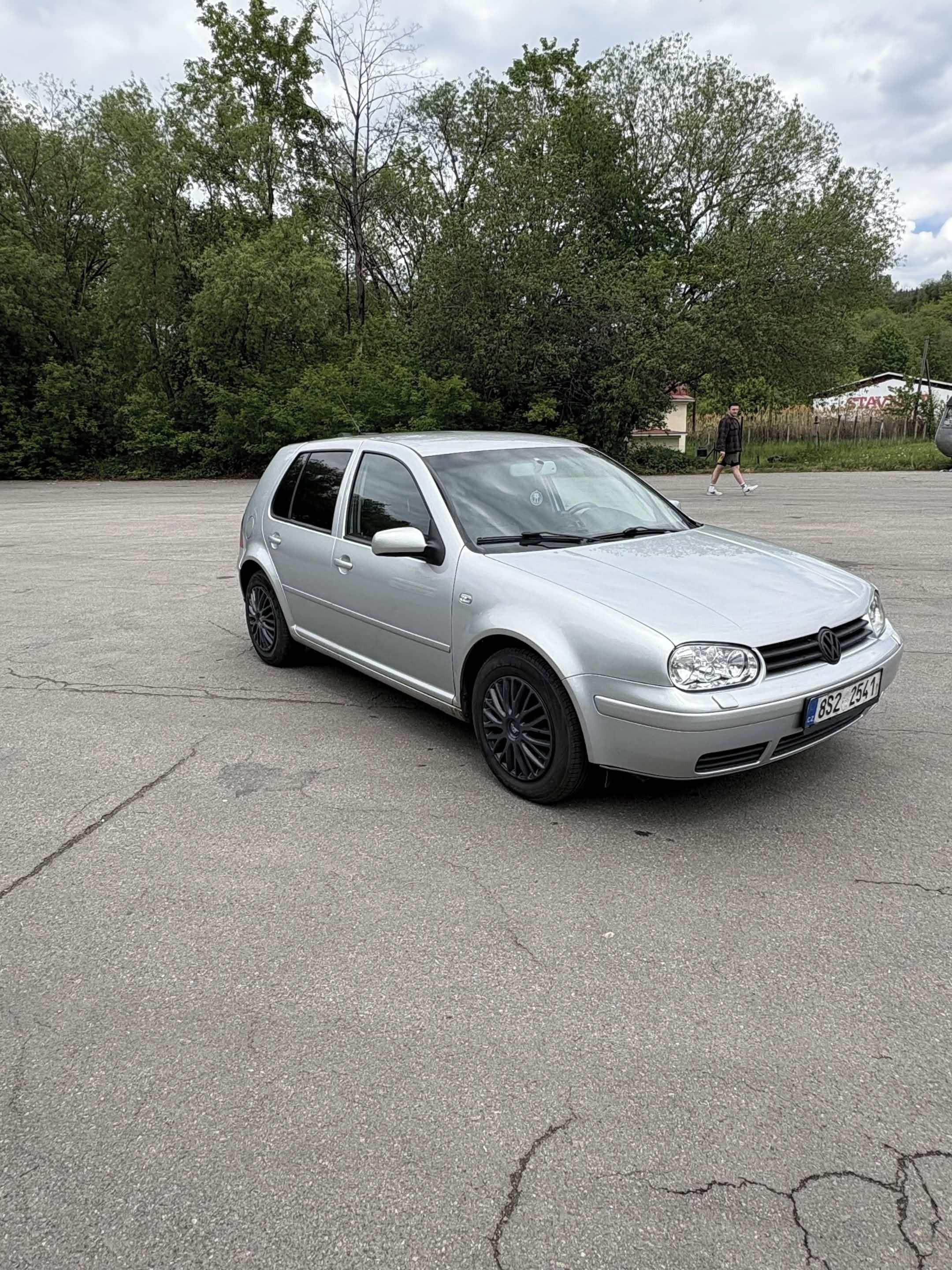 Volkswagen Golf, 1.9 TDI 74 KW - fotka 5