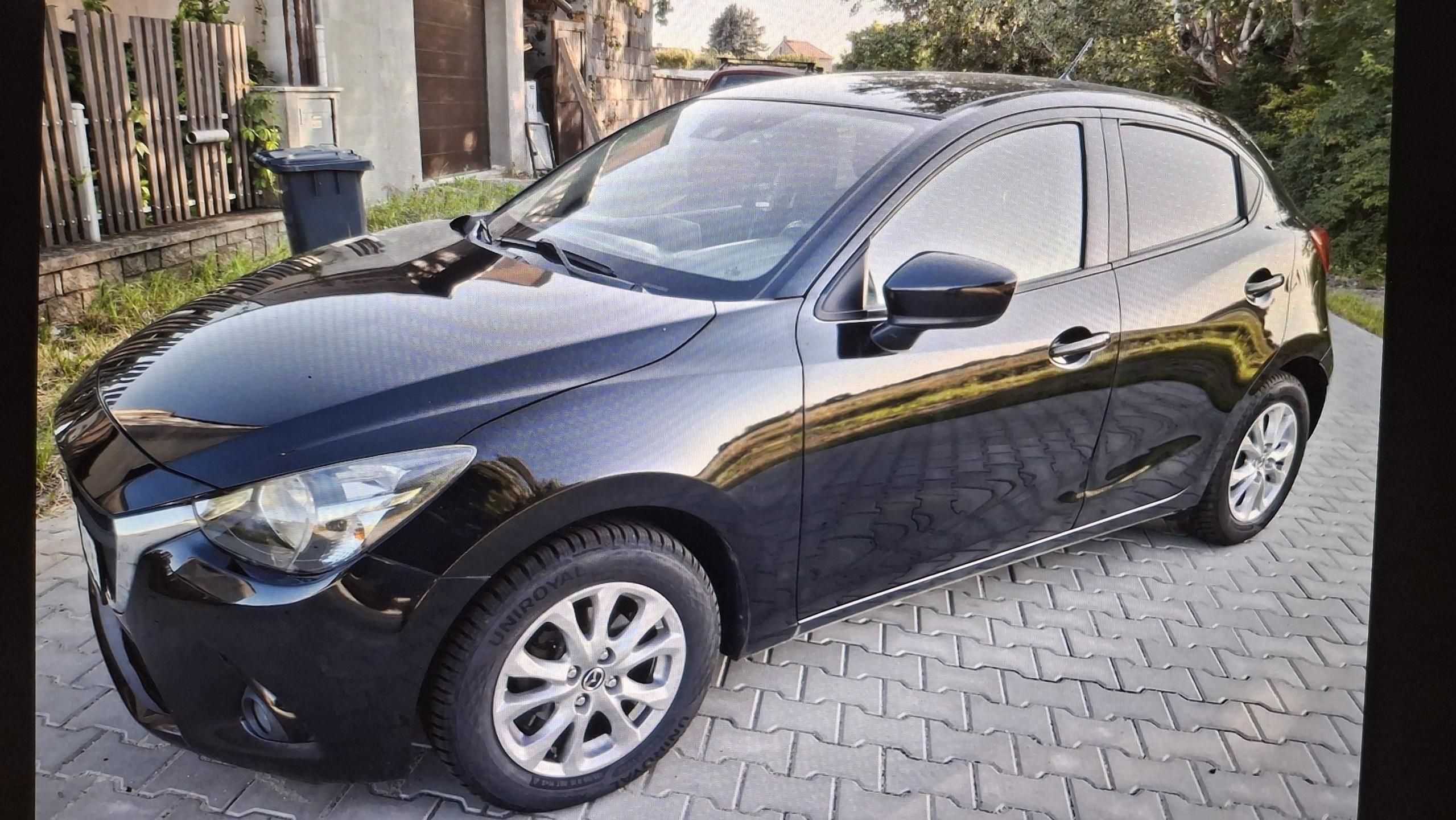 Mazda 2, 1.5 benzin 66kw max.výbava - fotka 4
