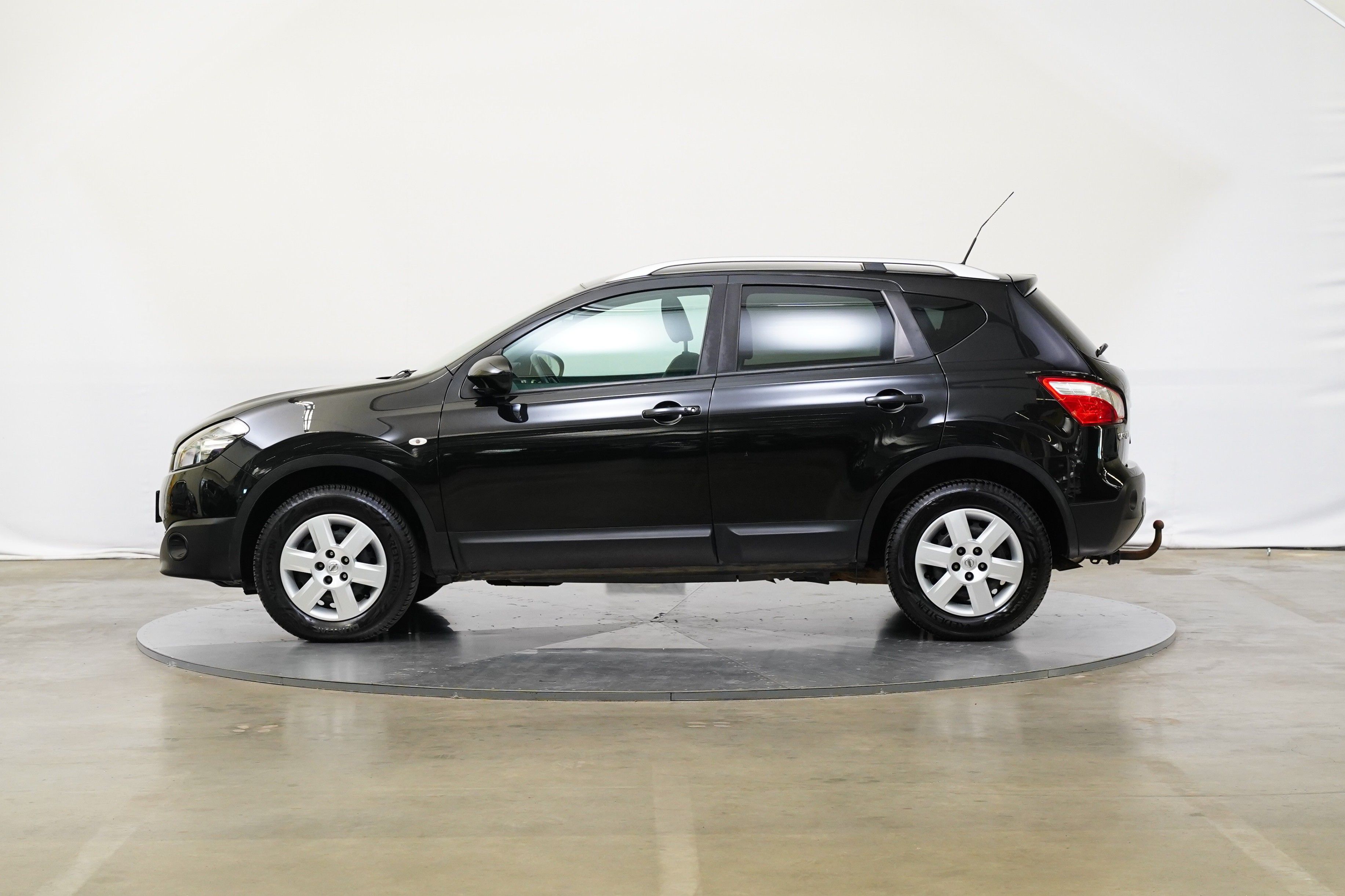 Nissan Qashqai, 2.0 dCi 110 kW 4WD Tekna - fotka 3