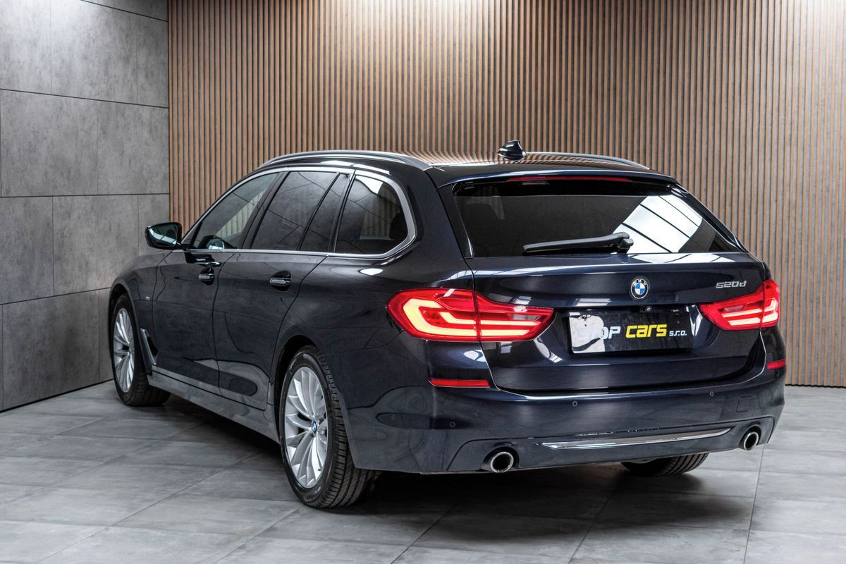 BMW Řada 5, 520d LUXURY LINE*KAMERA - fotka 4