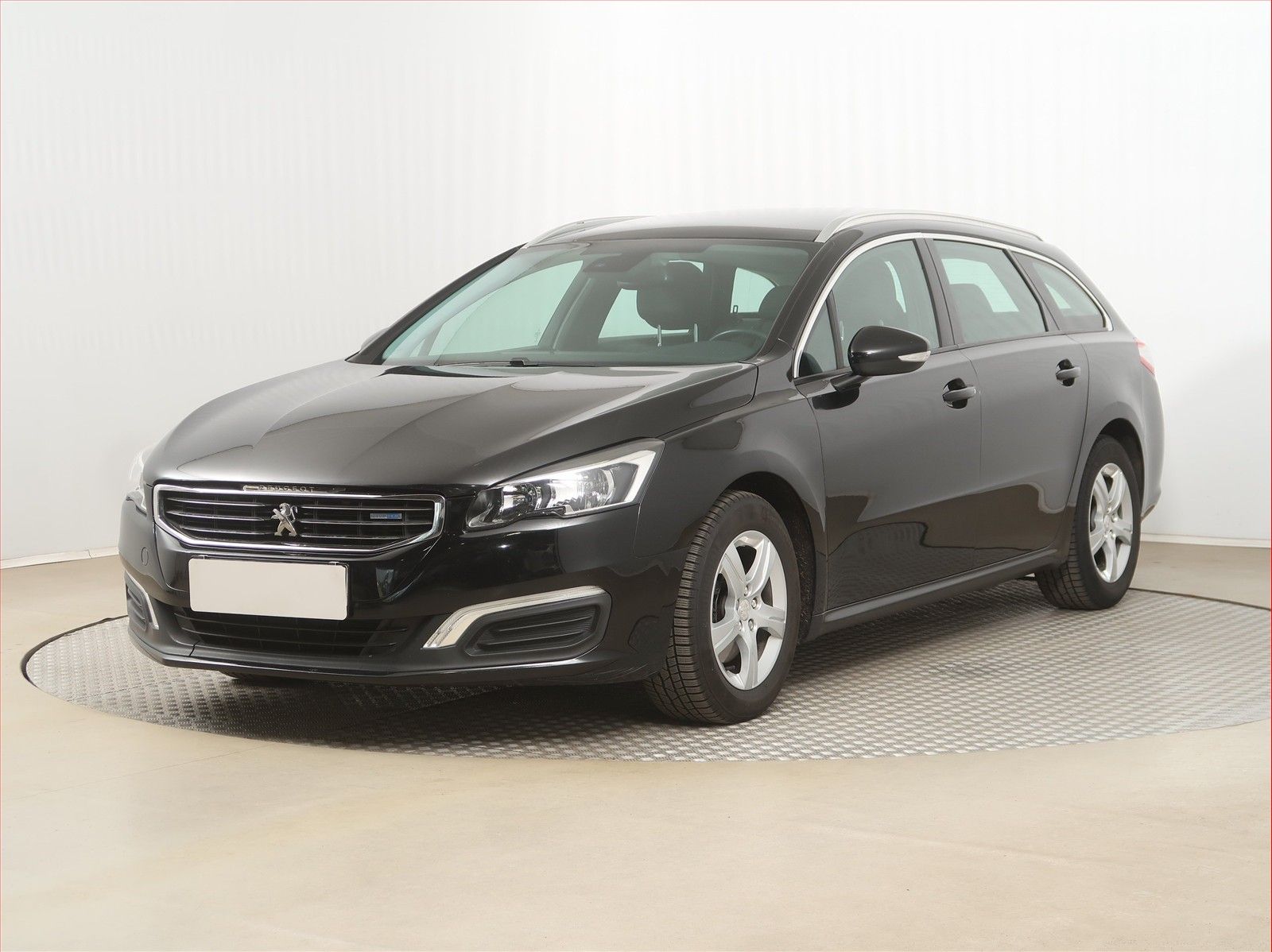 Peugeot 508, 2.0 BlueHDi, Navi - fotka 2