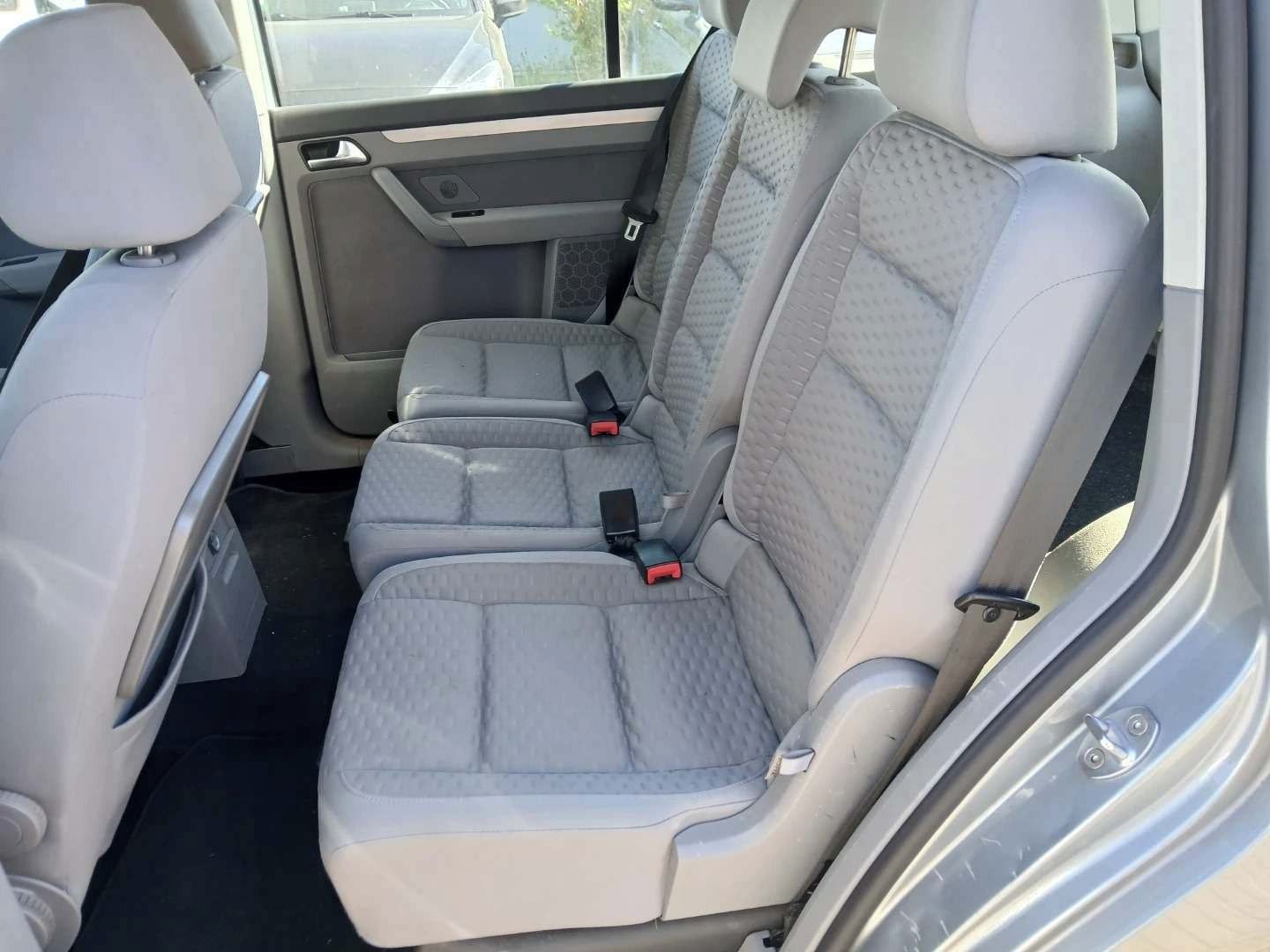 Volkswagen Touran, 1.6Mpi 75KW BEZ KOROZE TOP - fotka 5
