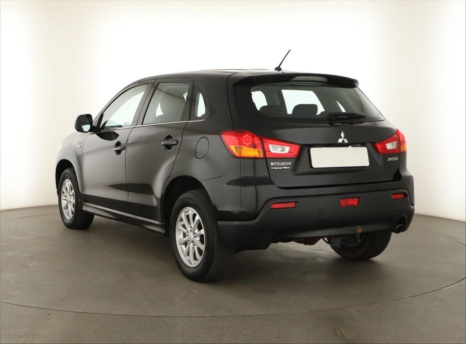 Mitsubishi ASX, 1.8 DI-D MIVEC, 4X4, Tempomat - fotka 4