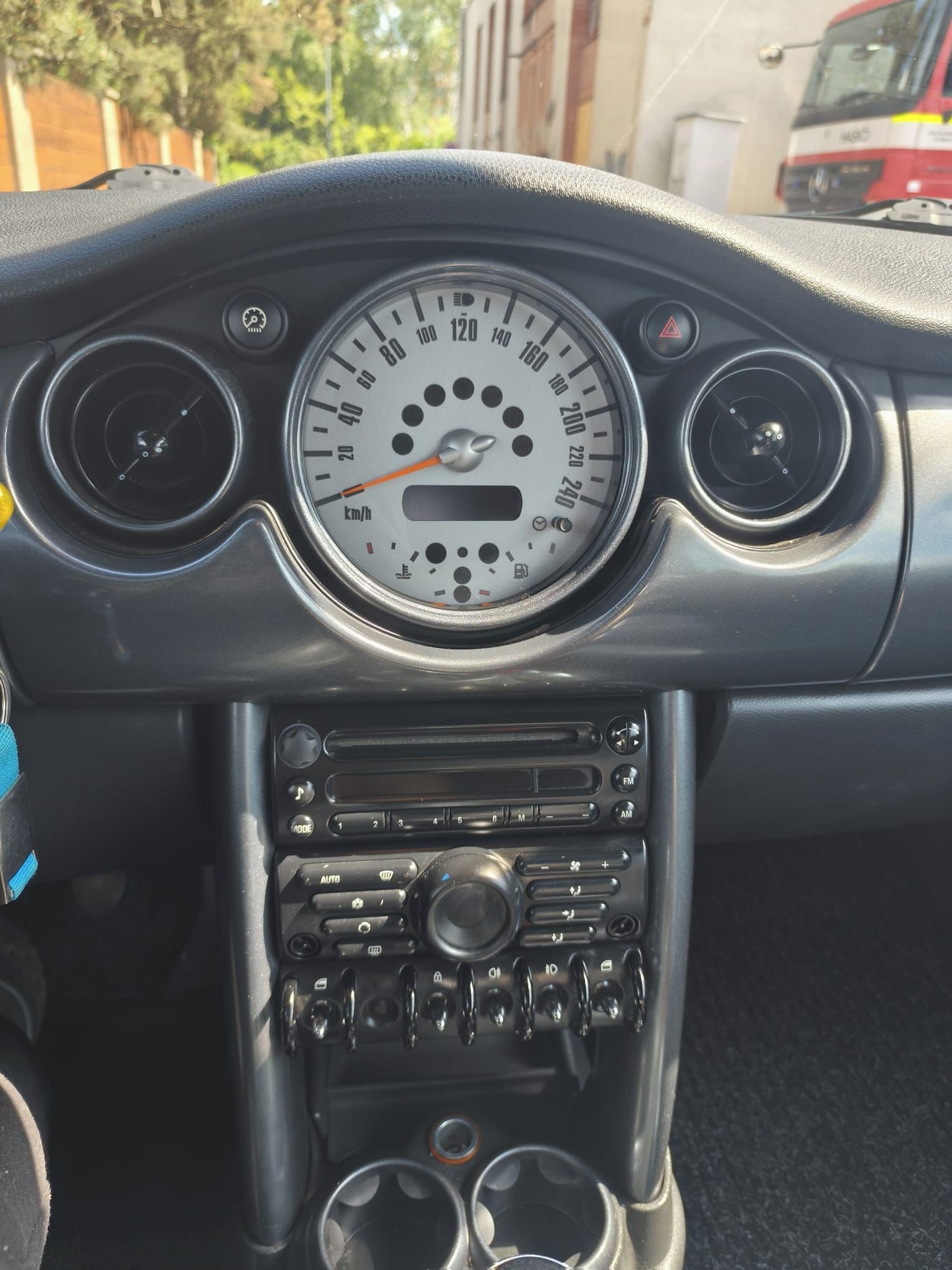 Mini Cooper, Cabrio 1.6 | 85 kW | STK 2026 - fotka 3