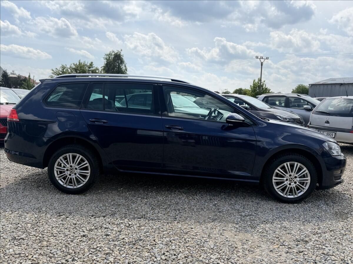 Volkswagen Golf, TSI DSG F1 NAVI SERVISKA - fotka 4