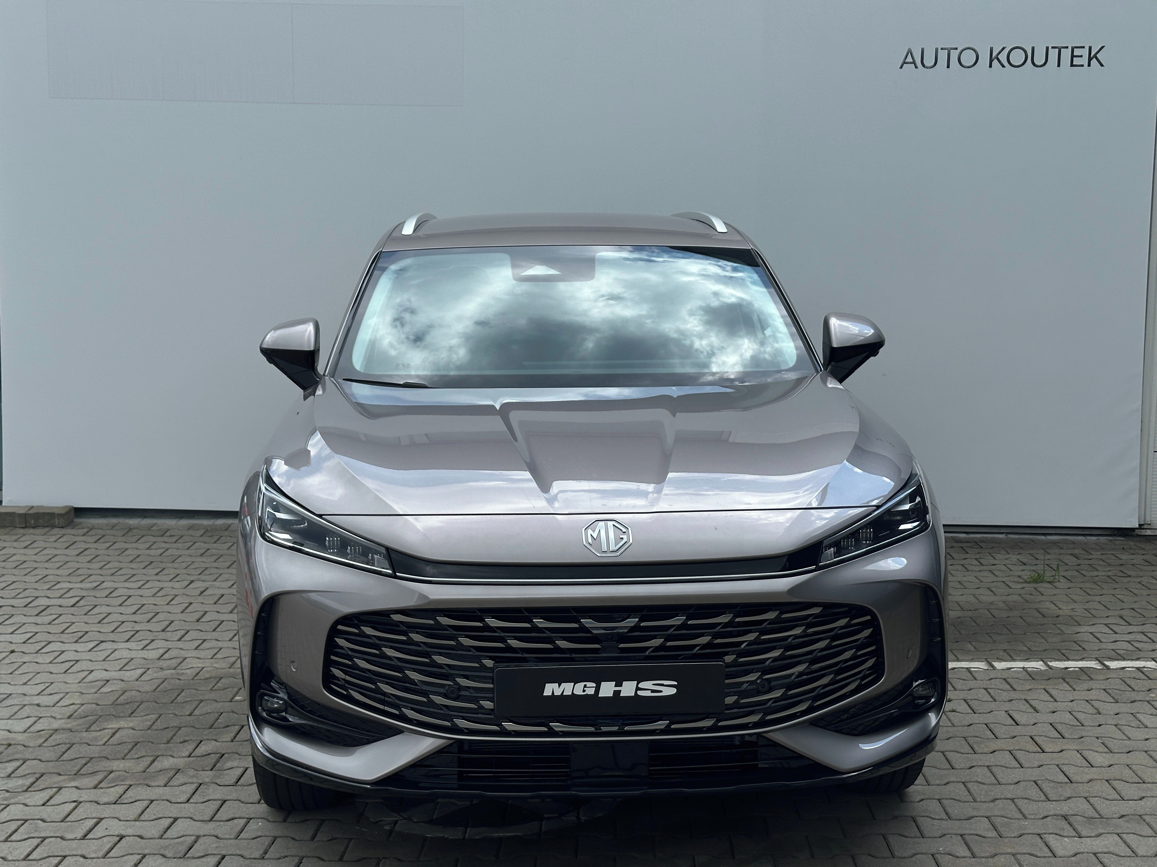 MG eHS, PHEV EXCLUSIVE, 200kw/272hp - fotka 2