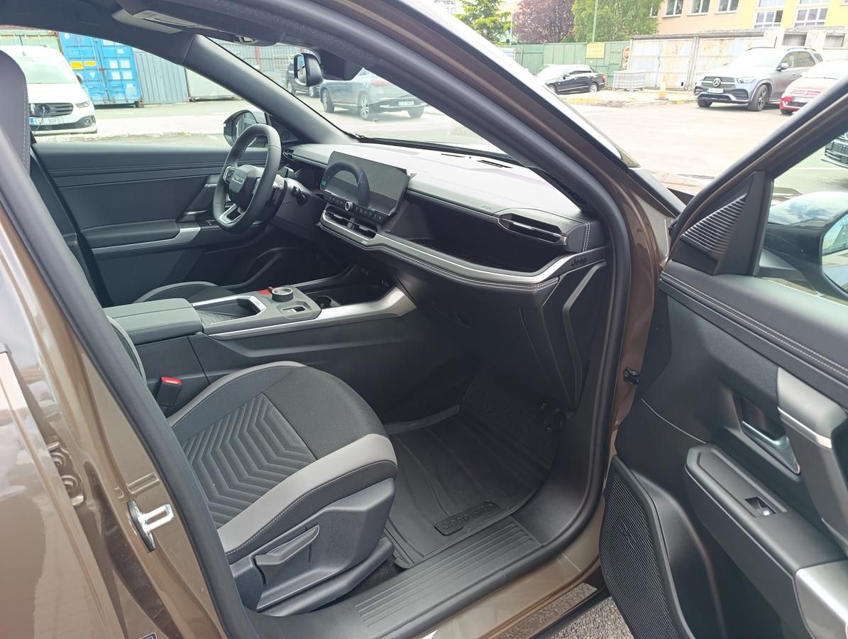 Jeep Compass, Altitude e-Hybrid 145k eDCT6 - fotka 6