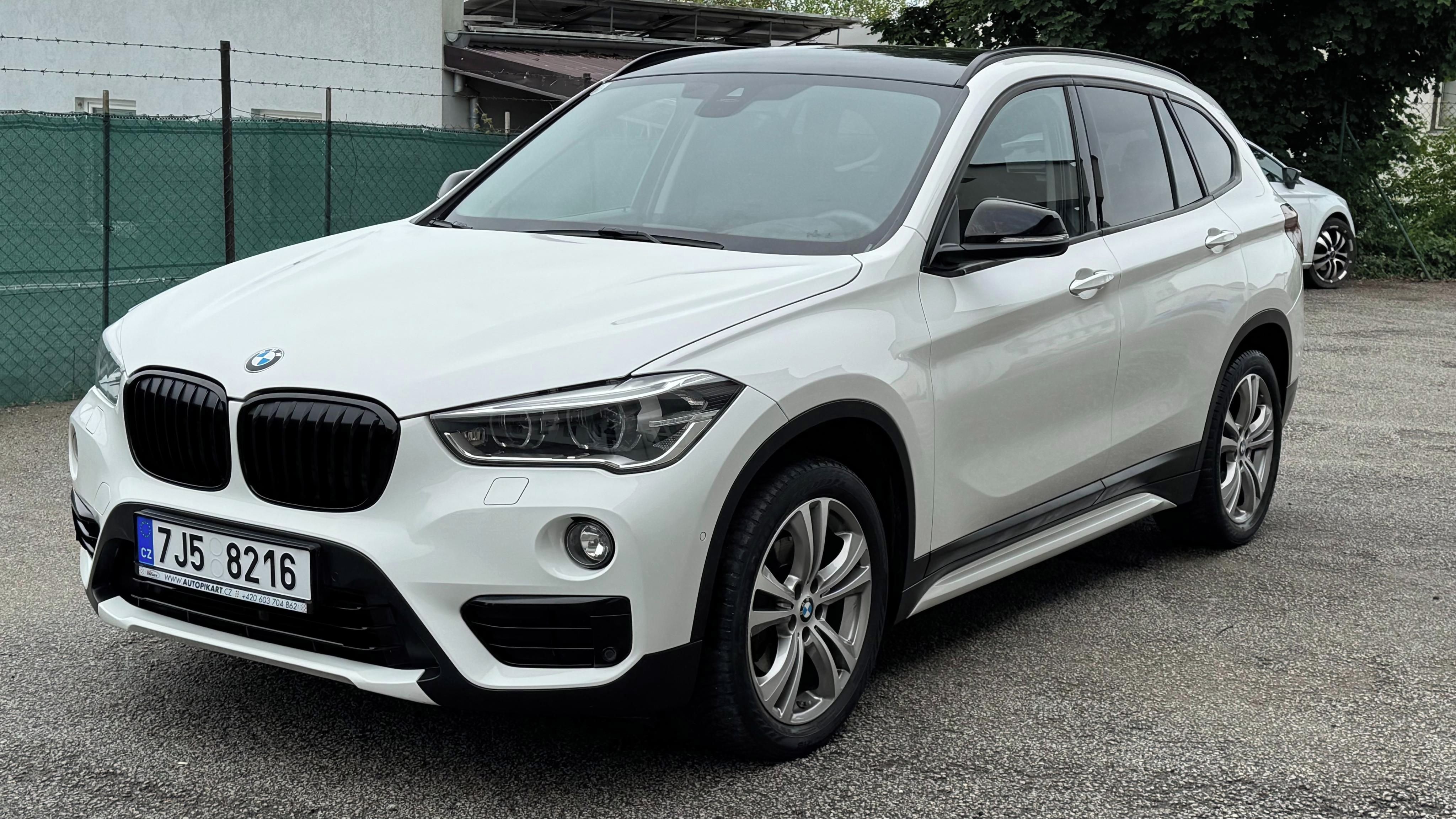 BMW X1, 2,0d 110kW, xDrive, LED, navi - fotka 3