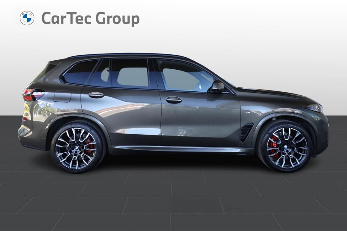 BMW X5, xDrive40i - fotka 4