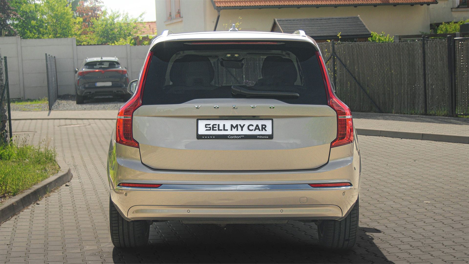 Volvo XC90, T8 AWD 228kW 1.Maj 7míst - fotka 6