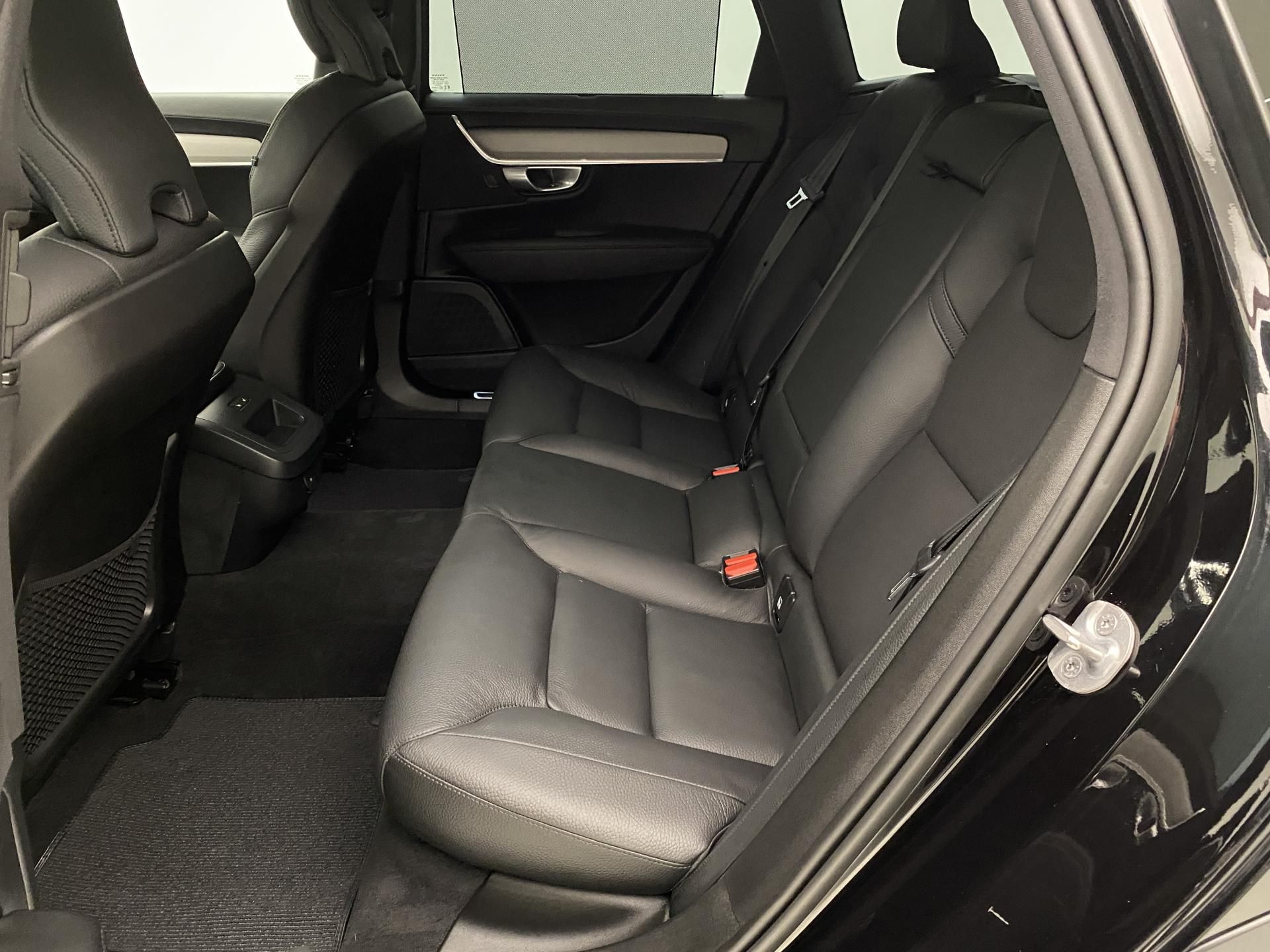 Volvo V90, CC B4 AWD BRIGHT PLUS AUT CZ - fotka 5