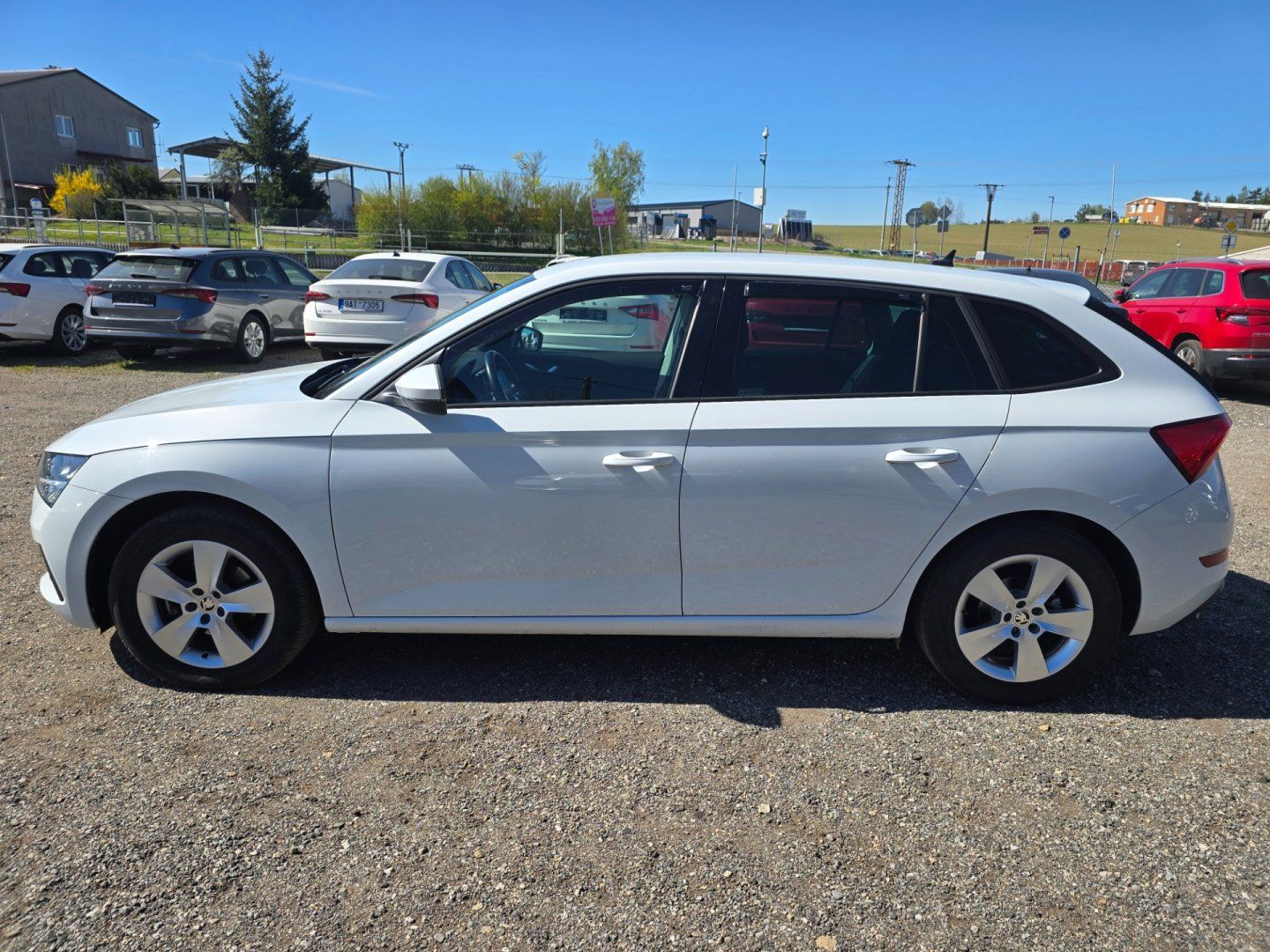 Škoda Scala, 1.0 TSi Ambiente, garance km - fotka 4