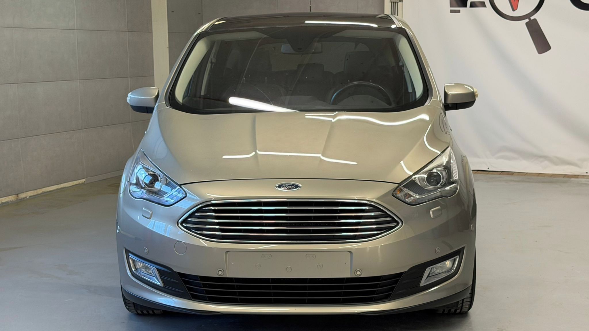 Ford C-MAX, Ford C-Max 1.5 Titanium - fotka 4