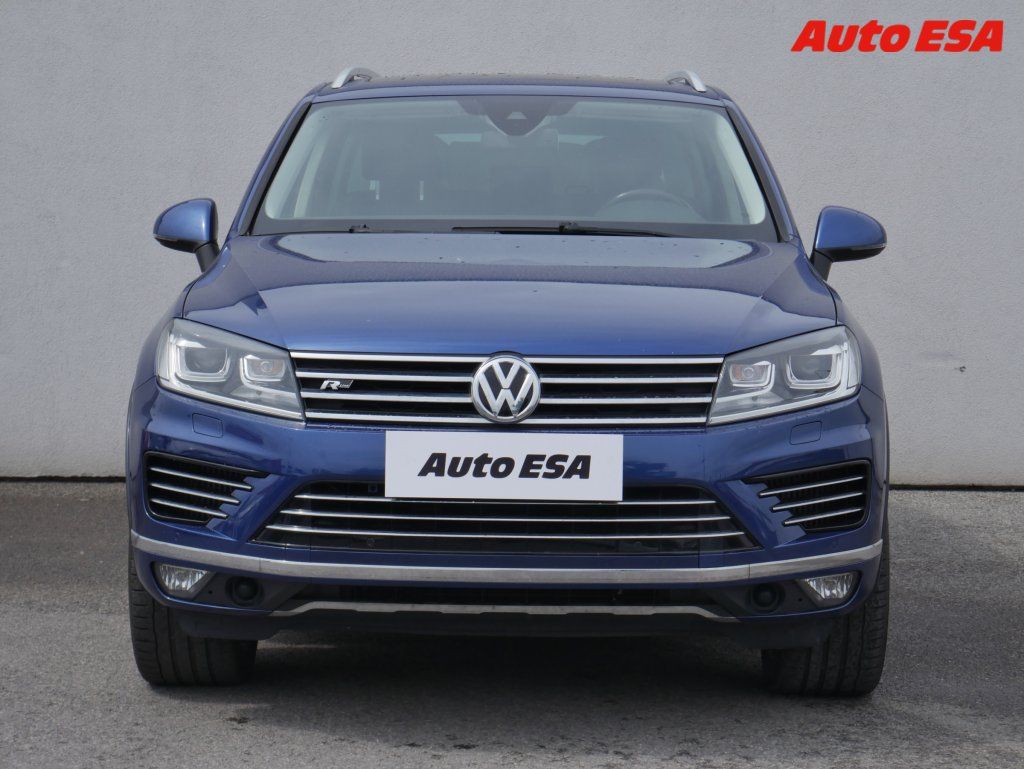 Volkswagen Touareg, 3.0 TDi 4M - fotka 2