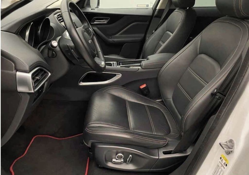 Jaguar F-Pace, Jaguar F-pace 2.0D Prestige - fotka 5