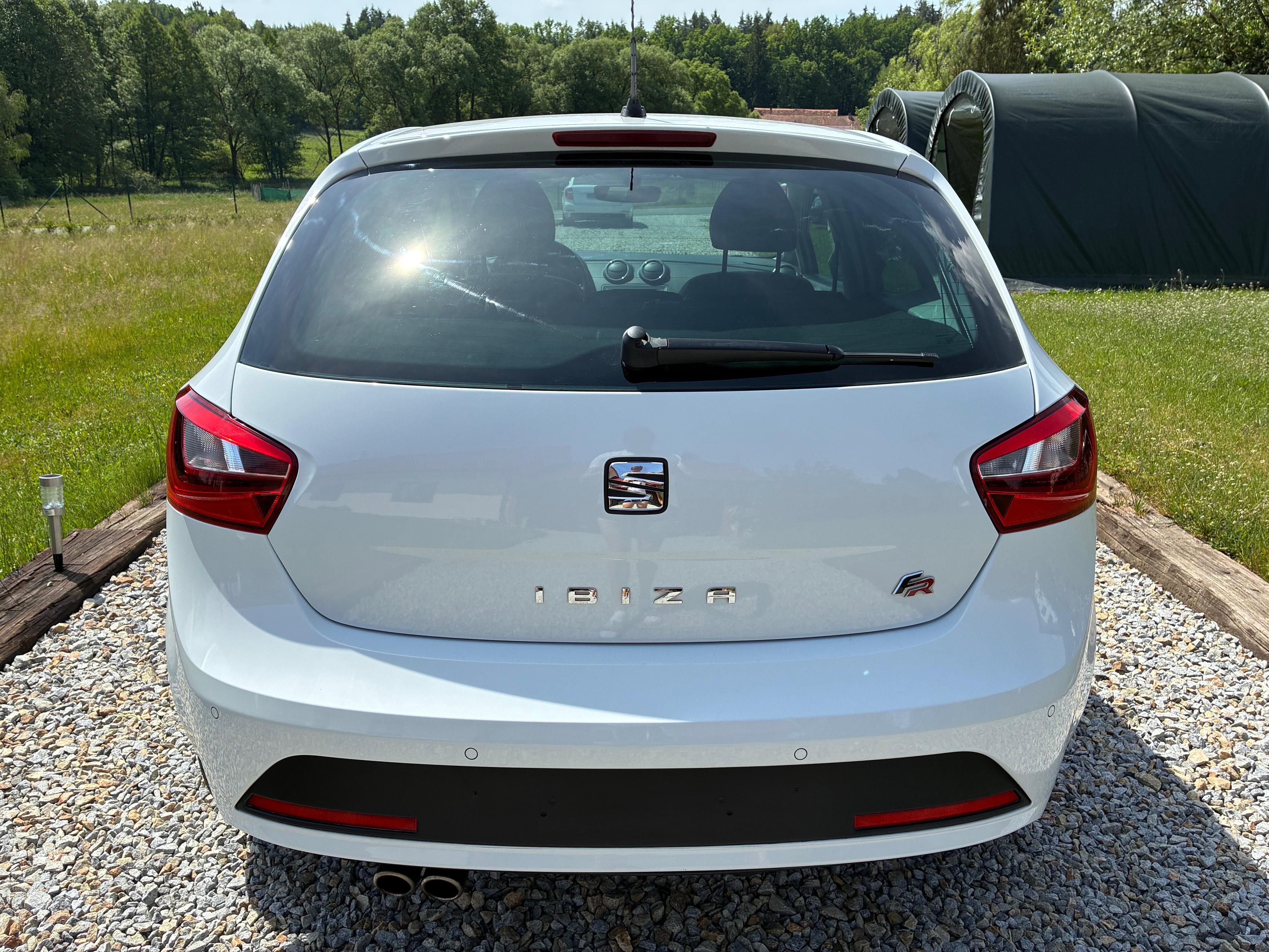 Seat Ibiza, FR TSI 81kW - fotka 4