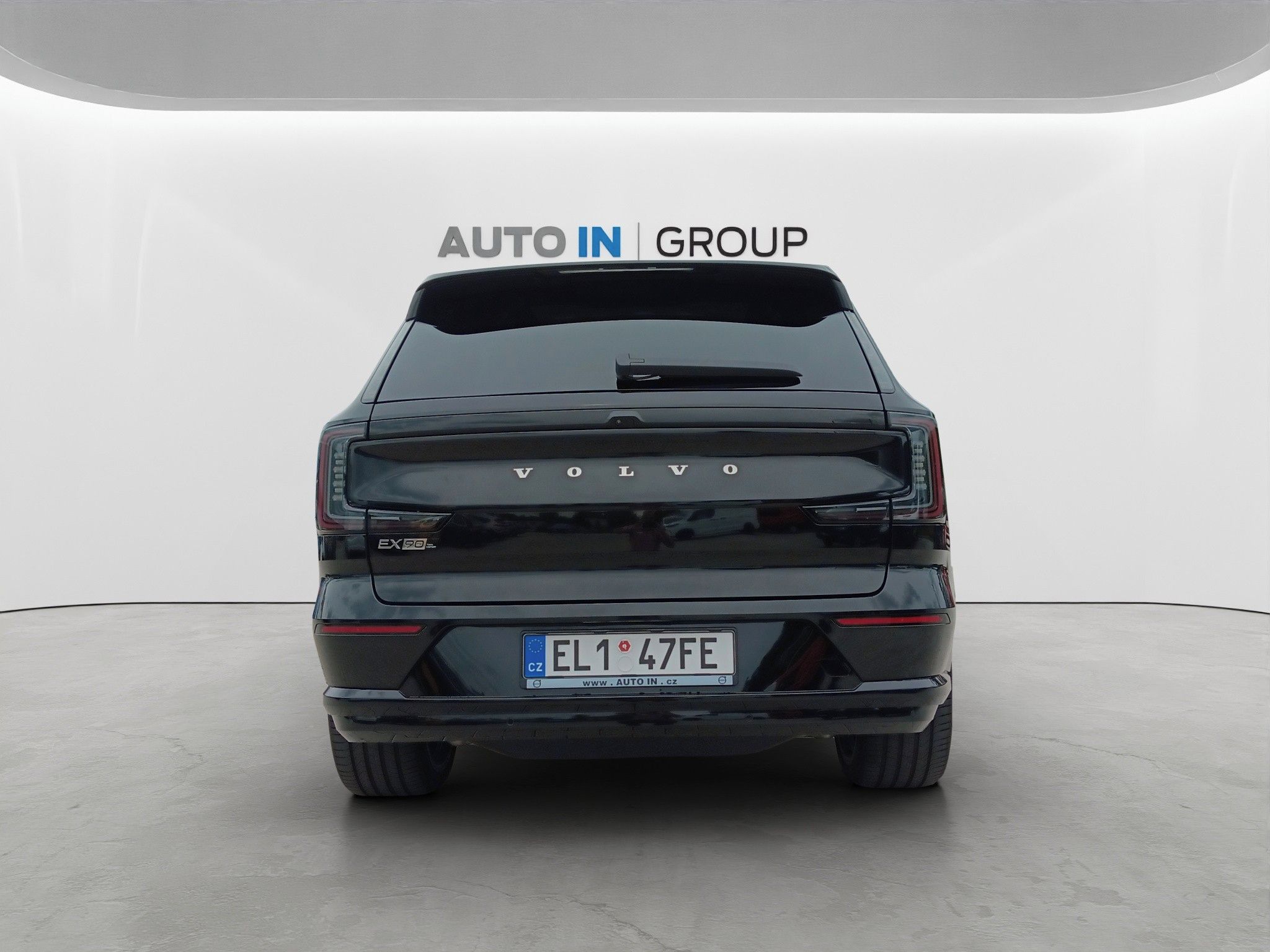 Volvo EX90, ULTRA TWIN Motor vzduch B&W - fotka 5