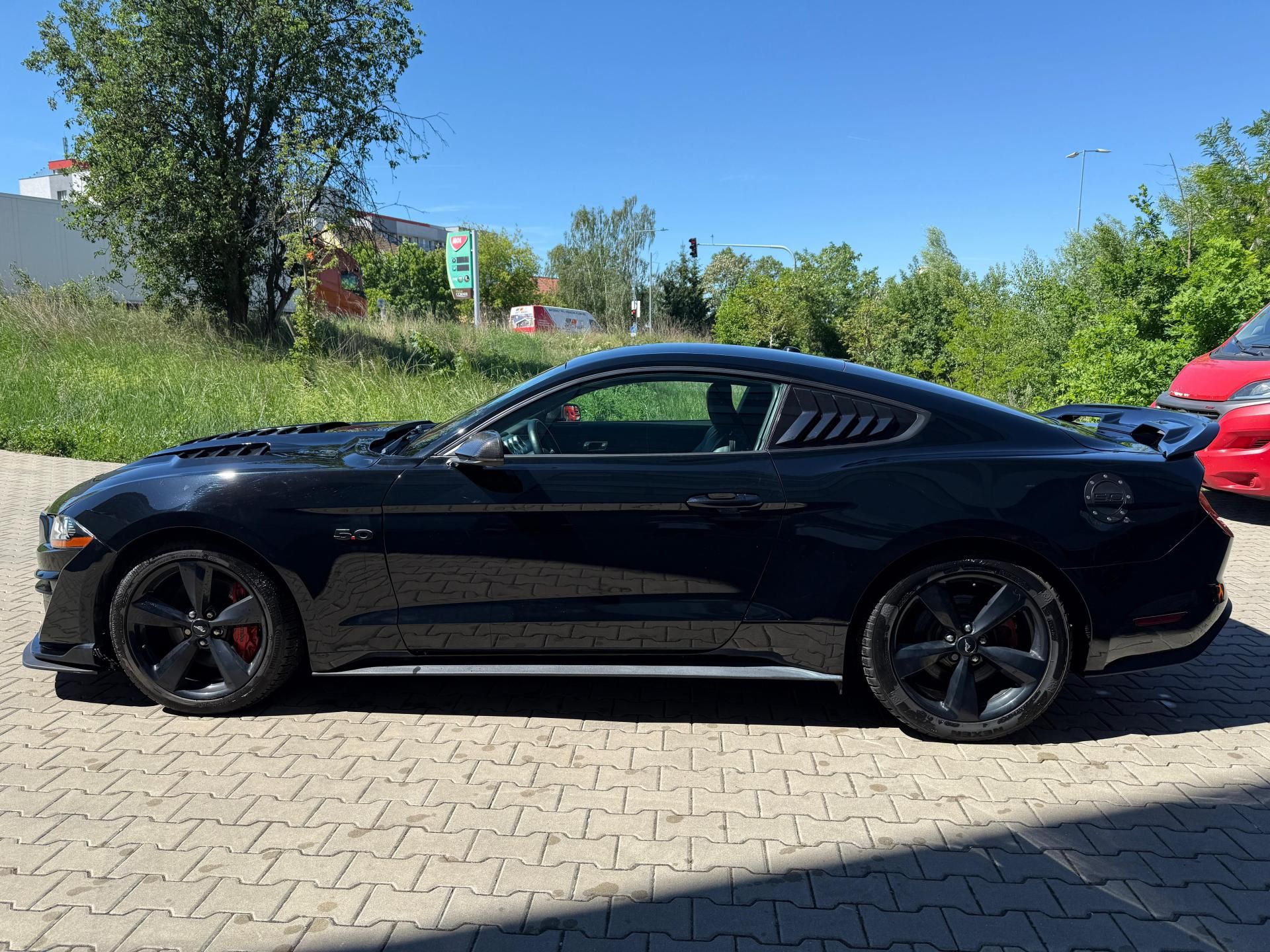 Ford Mustang, GT5.0 AT FACELIFT SHELBY paket - fotka 3