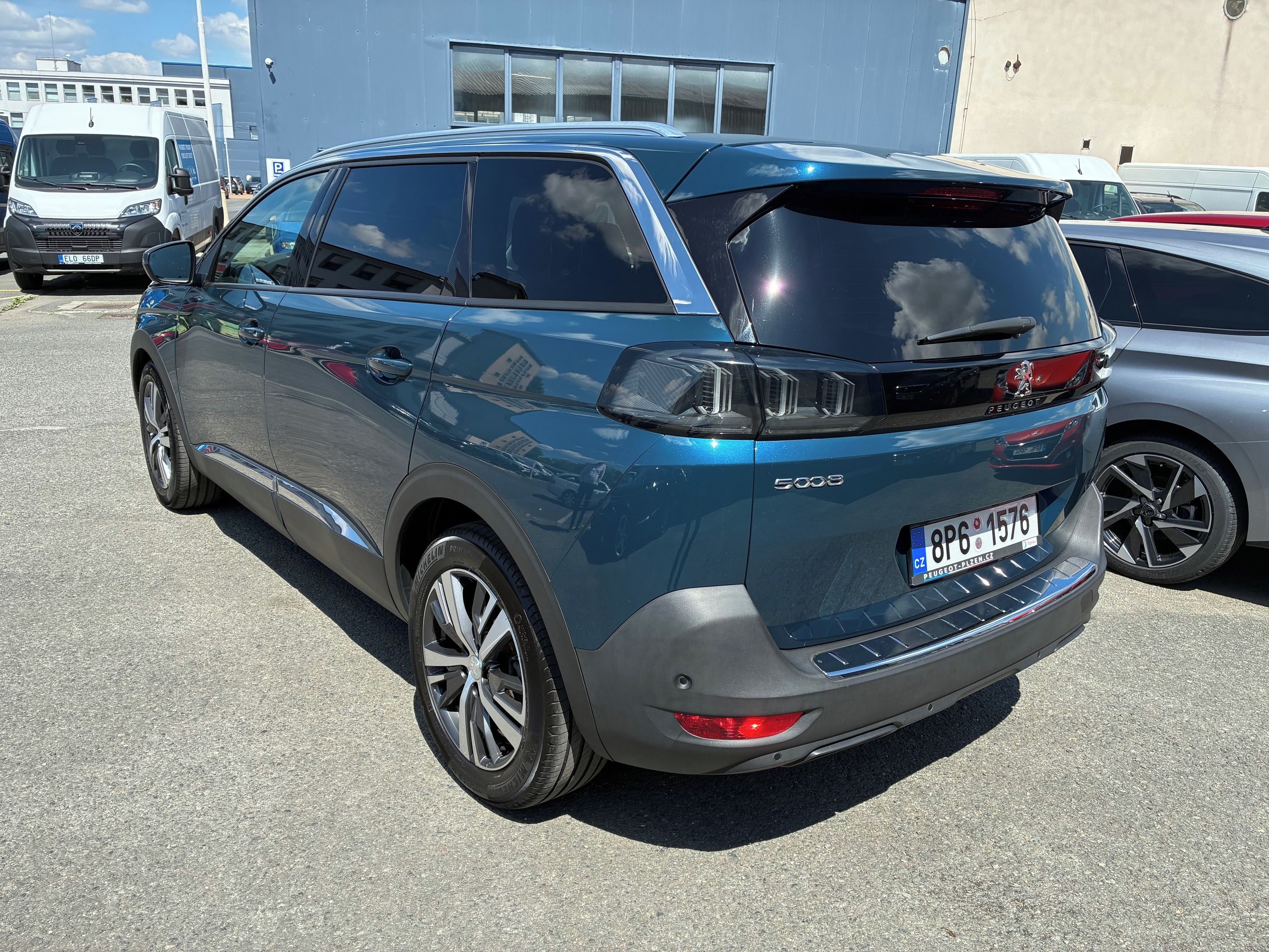 Peugeot 5008, ALLURE PACK 1,5 BlueHdi man6 - fotka 3