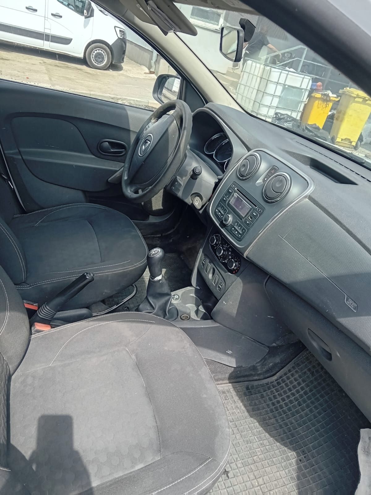 Dacia Logan, 0.9 benzín + plyn - fotka 5