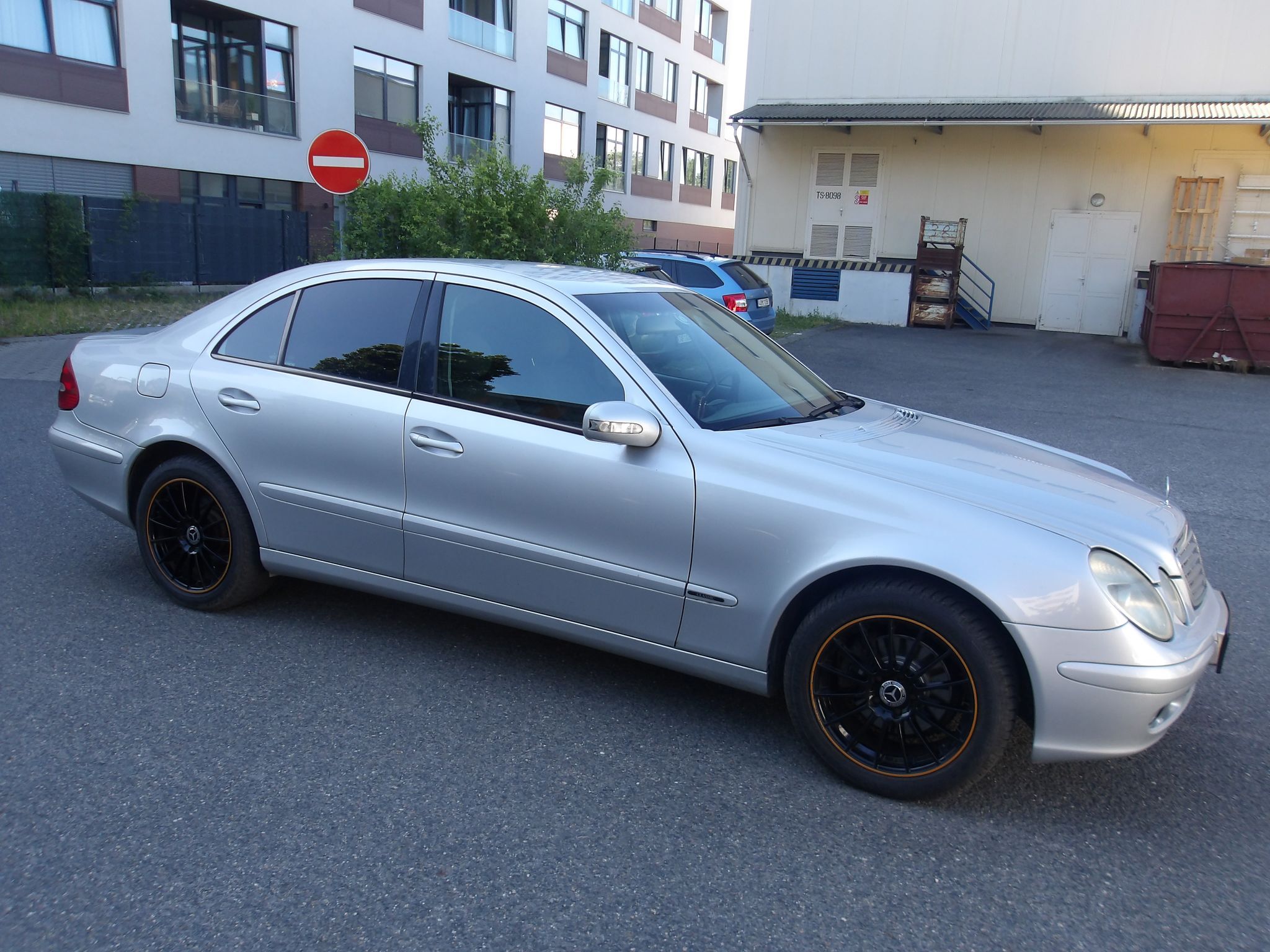 Mercedes-Benz Třídy E, 2,2CDi - fotka 4