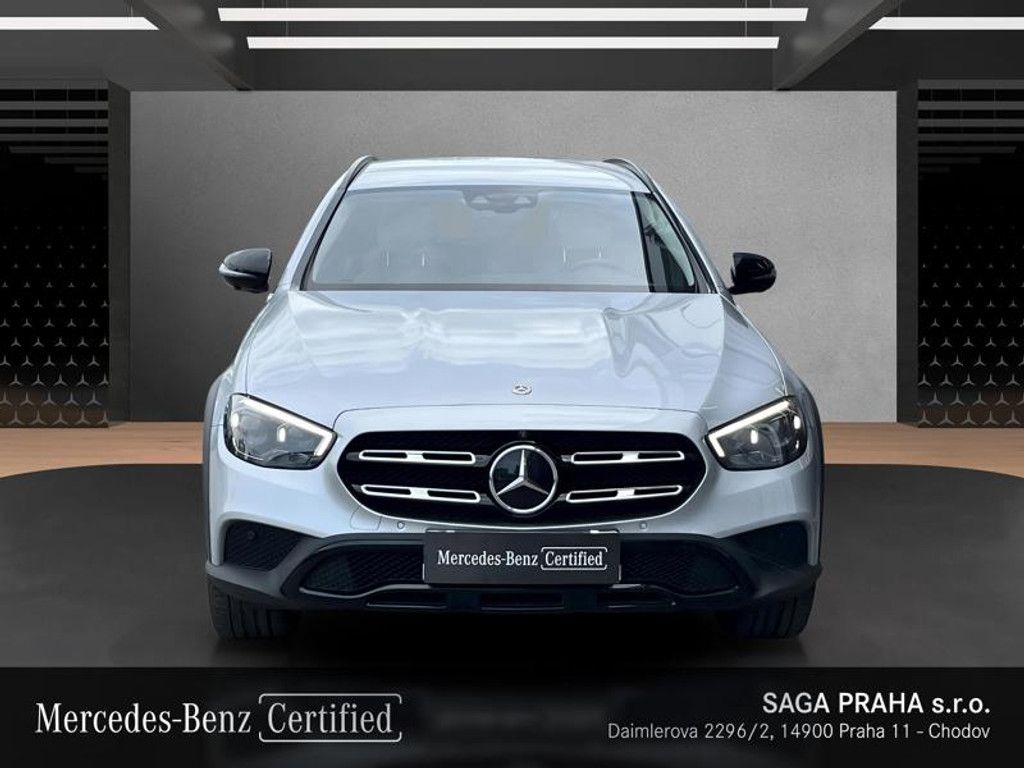 Mercedes-Benz Třídy E, E-Třída 220 d 4MATIC All-Terra - fotka 2
