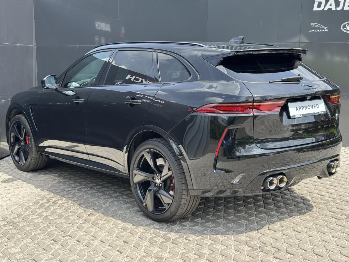 Jaguar F-Pace, 5,0 P550 SVR AWD AT DPH - fotka 6