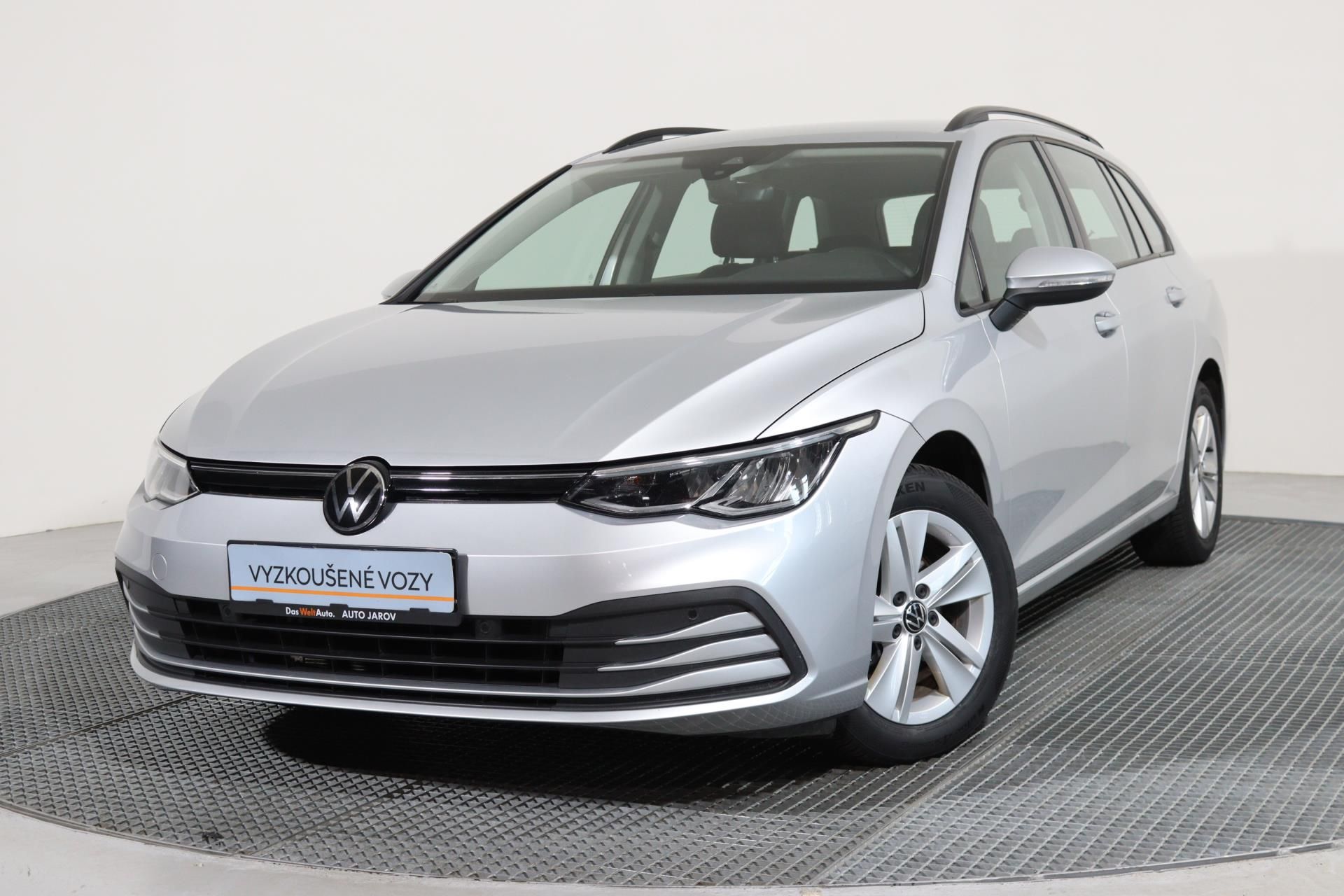 Volkswagen Golf Variant, LIFE 1,5 eTSI DSG 110kW/TAŽNÉ