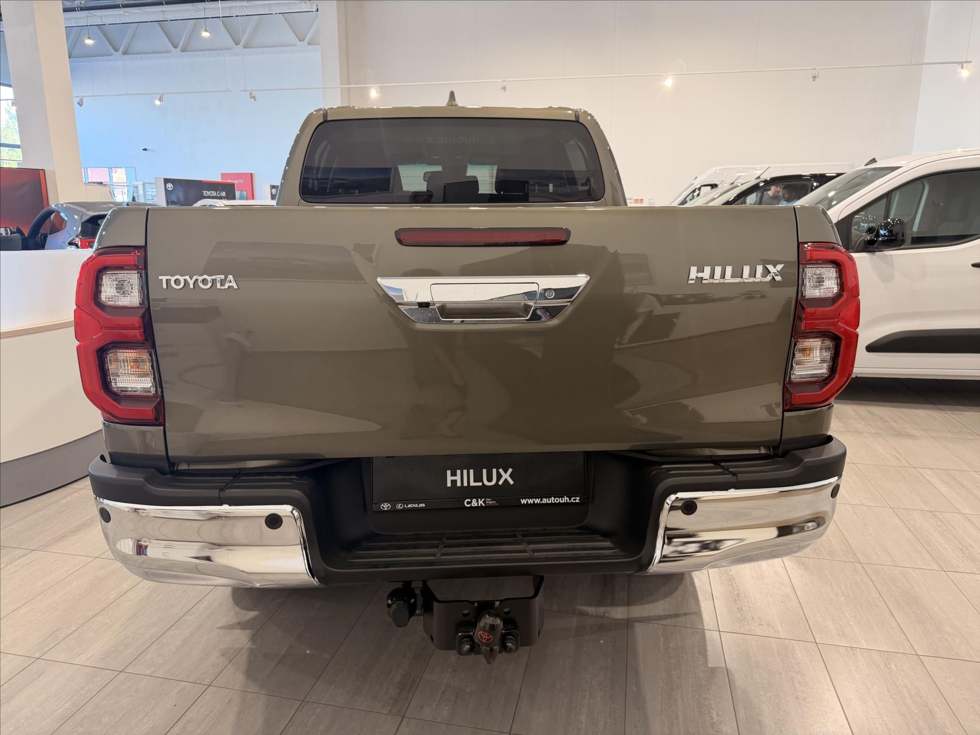 Toyota Hilux, 2,8 Executive  Double Cab Dies - fotka 2