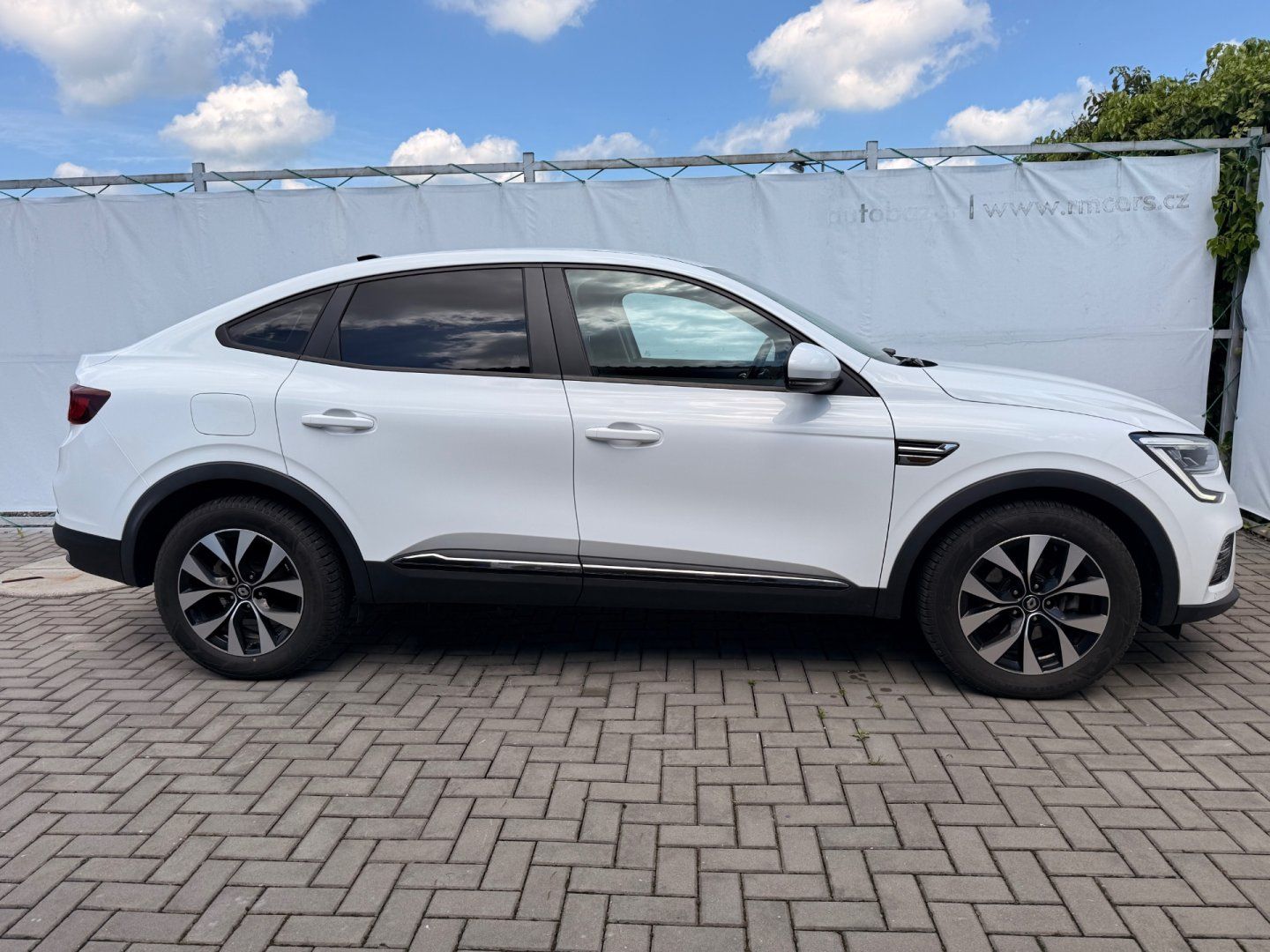 Renault Arkana, 1.6E-Tech 69kW*ČR*SERV. KNIHA* - fotka 6