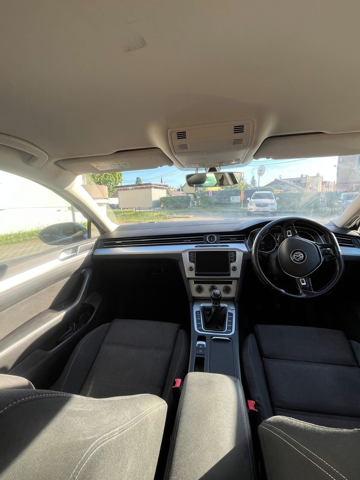Volkswagen Passat, SE Business Technology 2.0 TDI - fotka 6