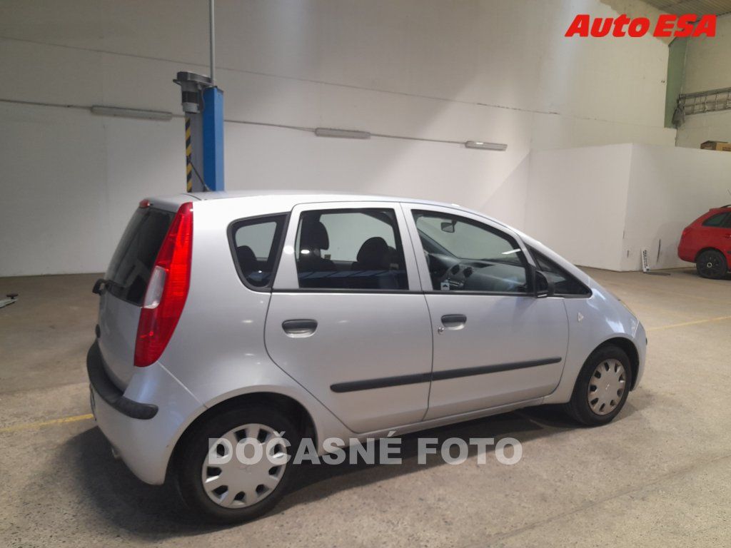 Mitsubishi Colt, 1.3i - fotka 2