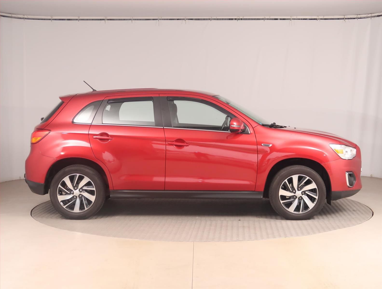 Mitsubishi ASX, 1.8 DI-D MIVEC, Intense - fotka 6