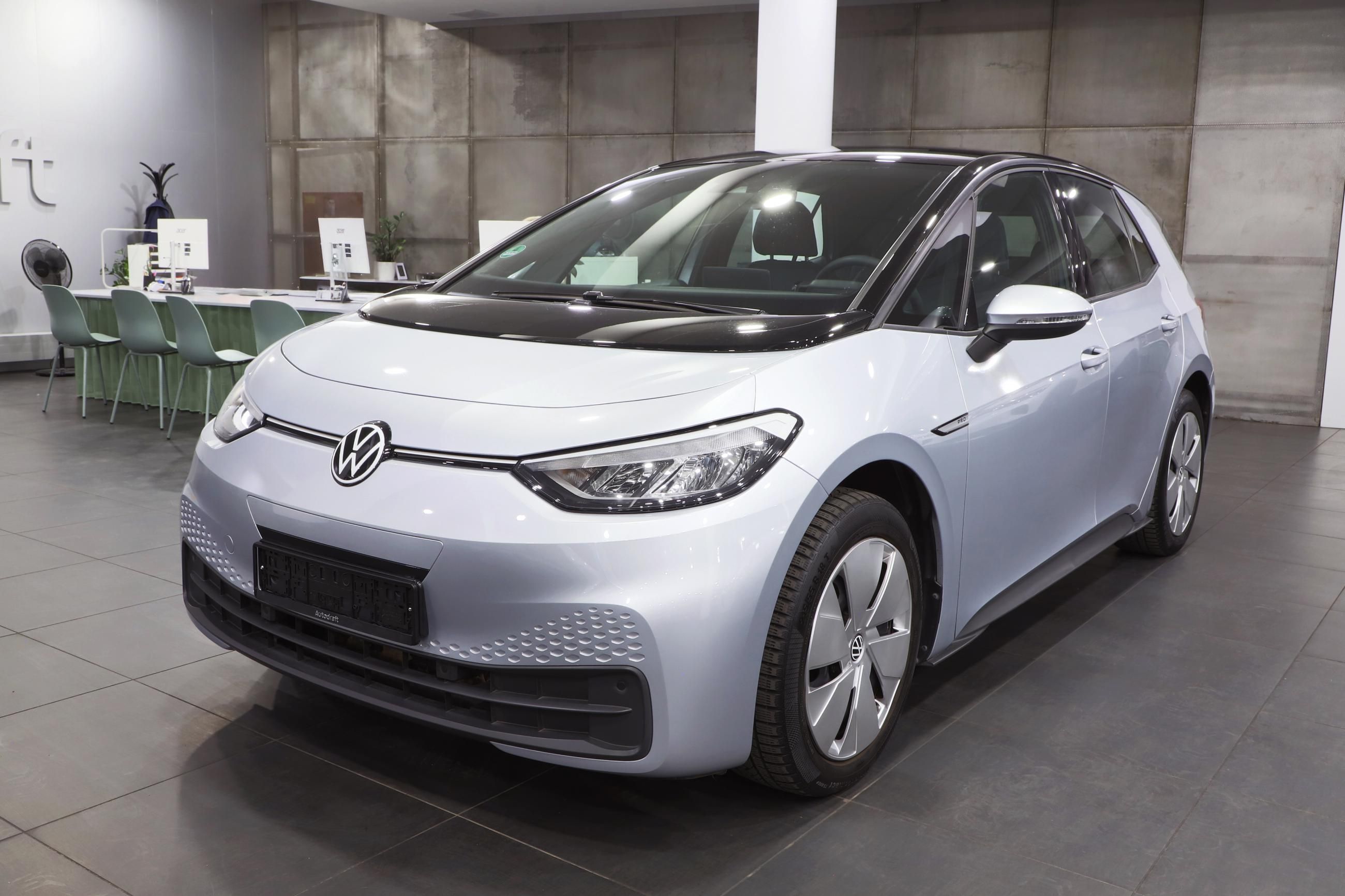 Volkswagen ID.3, ID.3 Pro 150kW / ALU 18'' - fotka 2