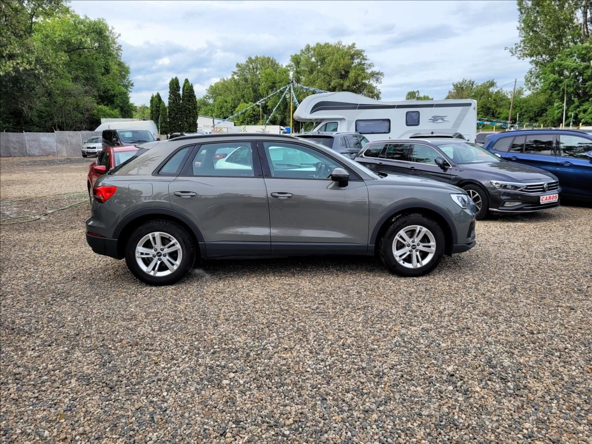 Audi Q3, 35 TFSI,S-tronic,Business, - fotka 4