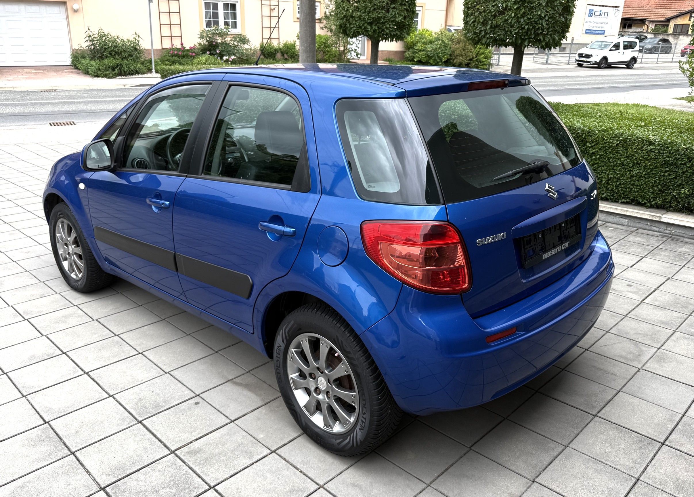 Suzuki SX4, 1.6Mpi,79kw - fotka 4