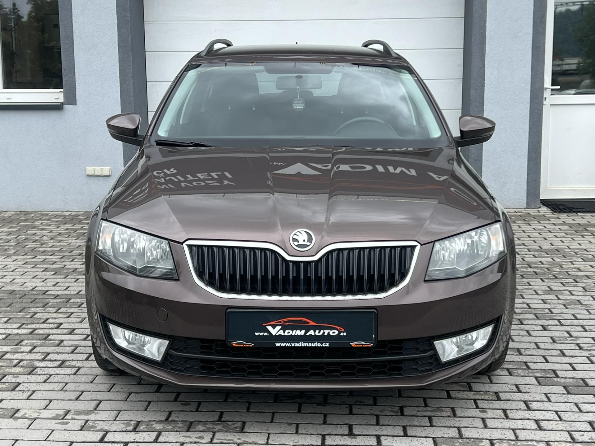 Škoda Octavia, 2.0 TDI 110KW ČR NOVÉ - fotka 4
