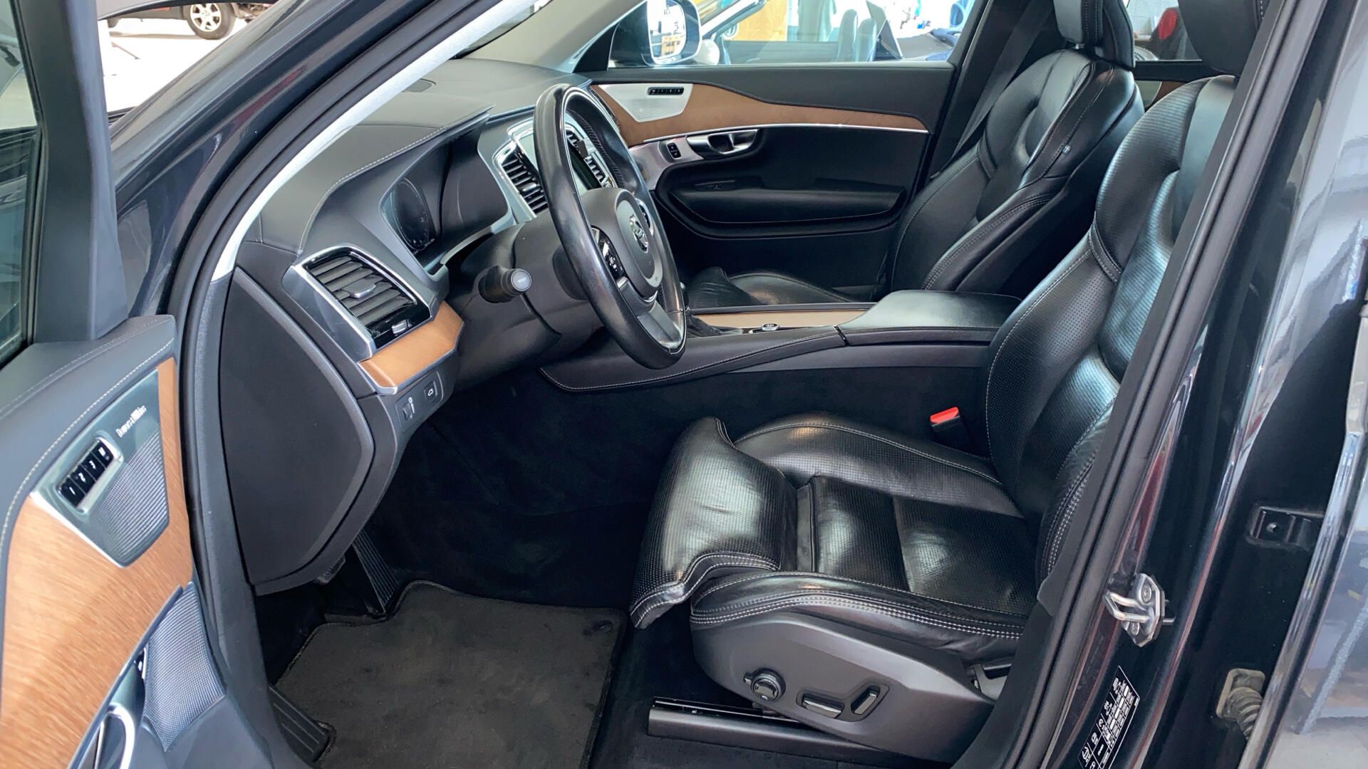 Volvo XC90, INSCRIPTION, T6 AWD Drive-E, 2 - fotka 5