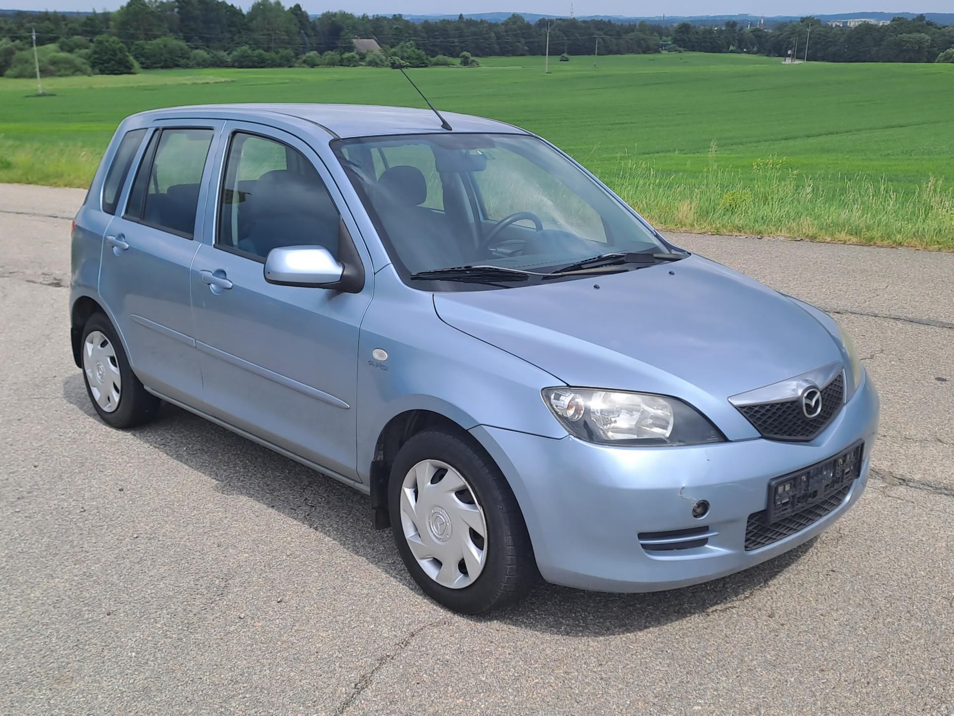 Mazda 2, 1.2 KLIMA - fotka 3