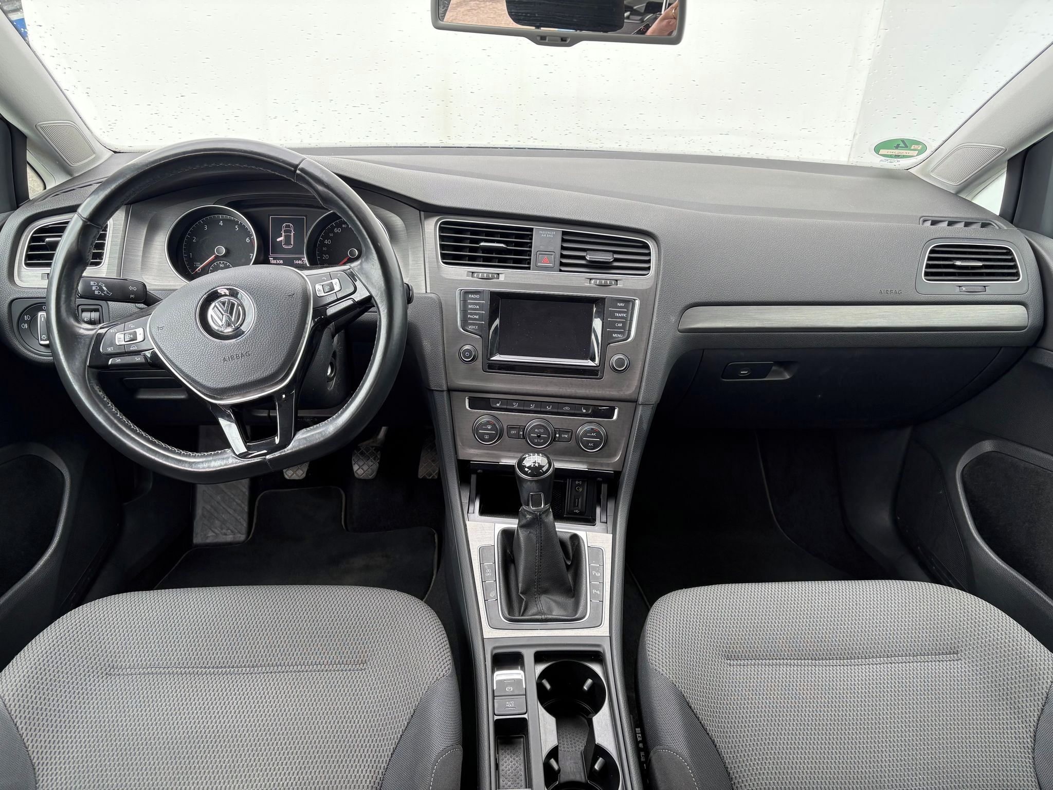Volkswagen Golf, 1.2TSI, 63kW, AC, Kamera, TZ - fotka 5